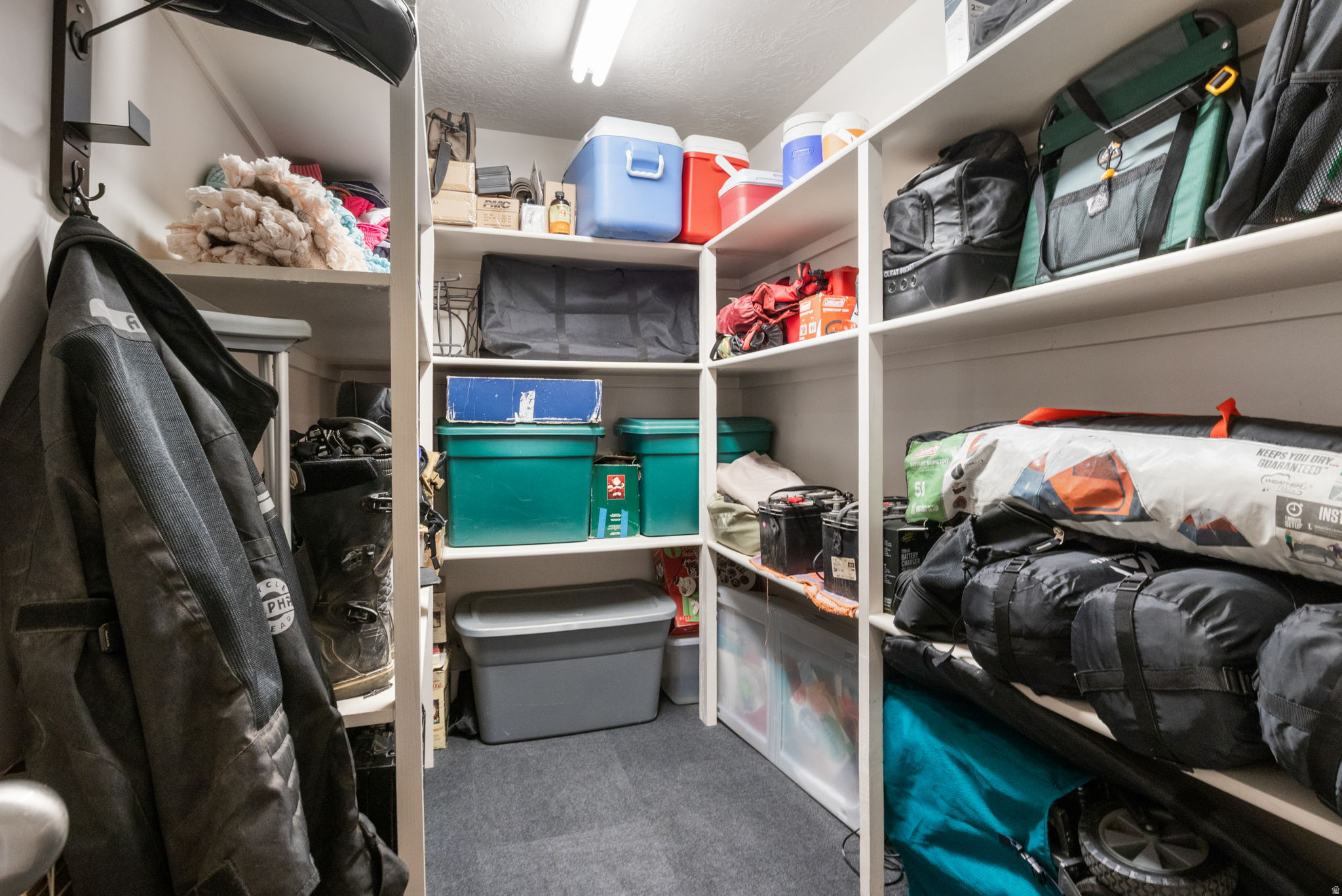 VALLEY VIEW - Residential