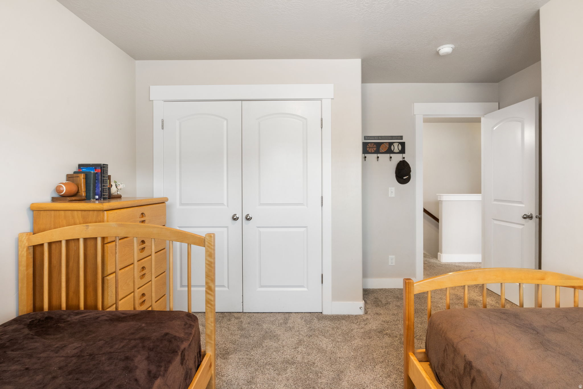 VALLEY VIEW - Residential