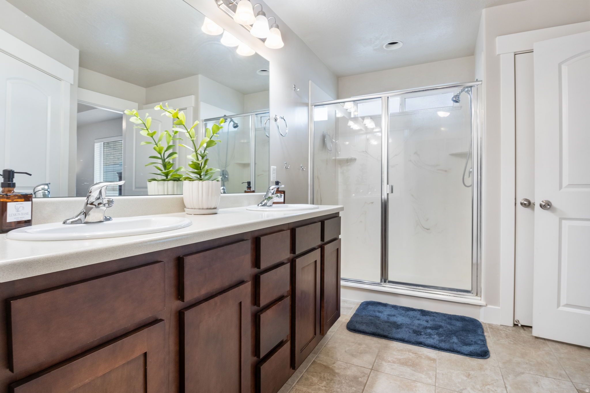 VALLEY VIEW - Residential