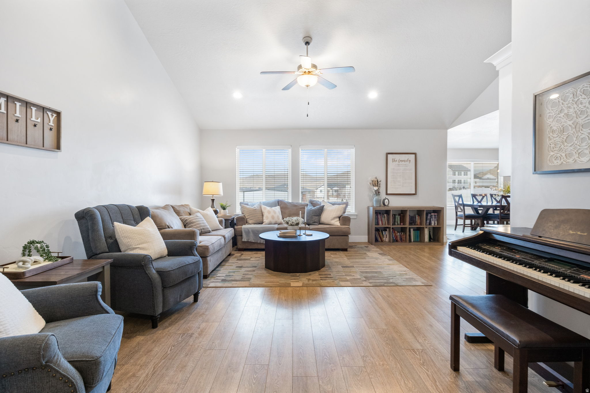 VALLEY VIEW - Residential