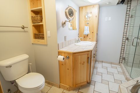 Tiny photo for 1515 E GENTILE ST, Layton, UT 84040 (MLS # 2121897)