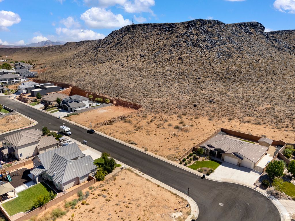 Photo of 2393 S 3330 W, Hurricane, UT 84737 (MLS # 2119346)