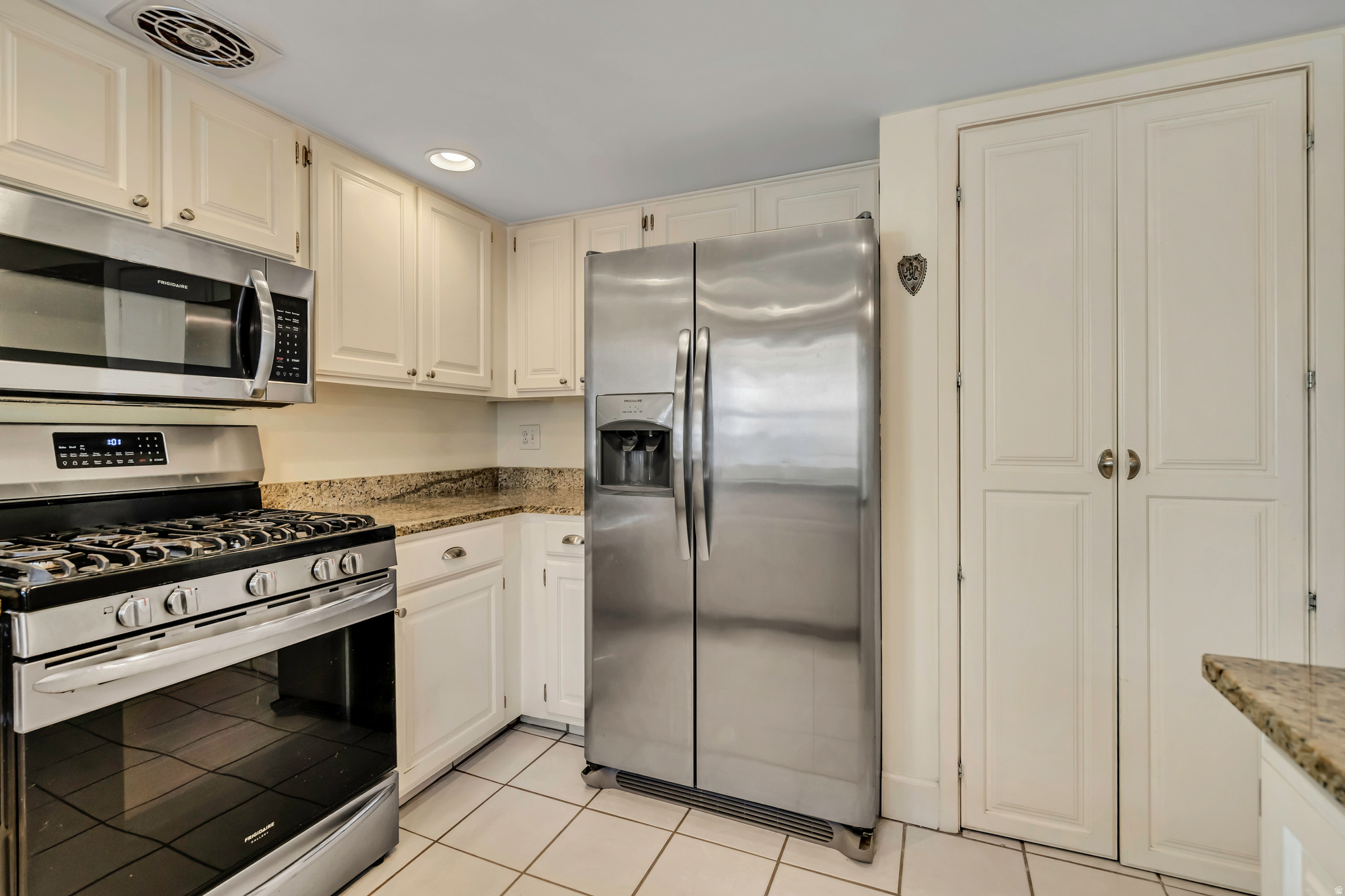 WOODBRIDGE - Residential