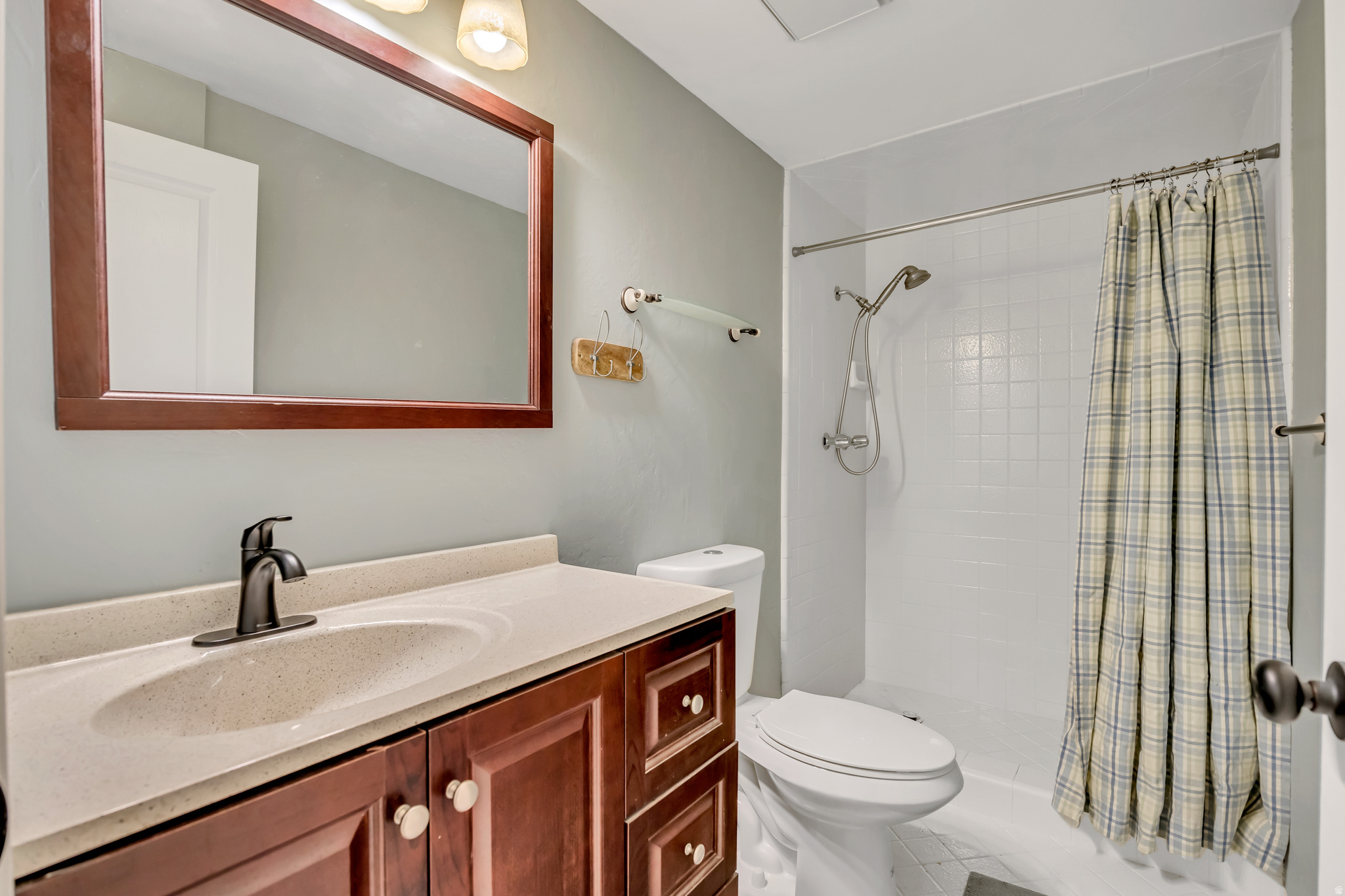 WOODBRIDGE - Residential