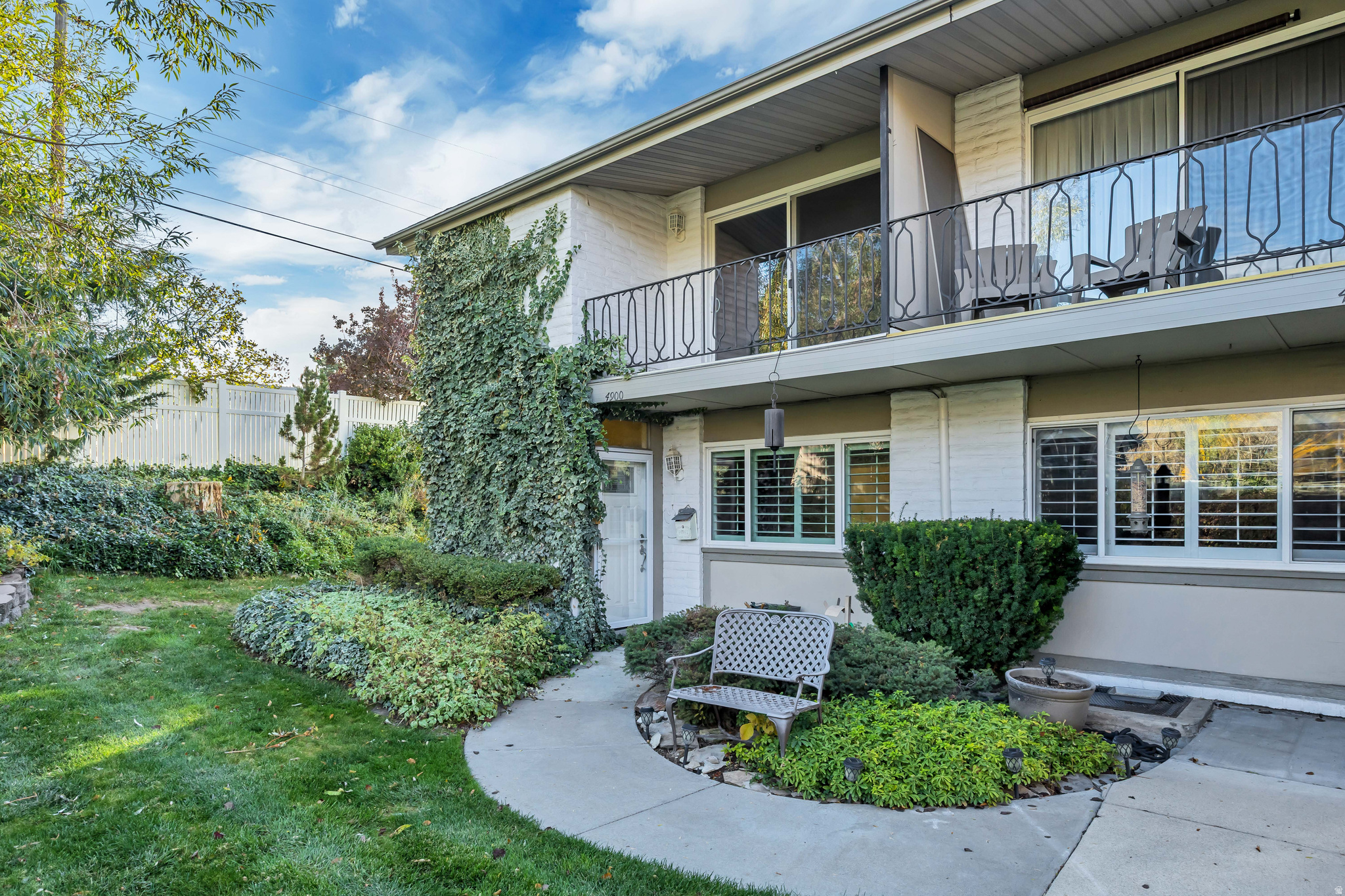 WOODBRIDGE - Residential