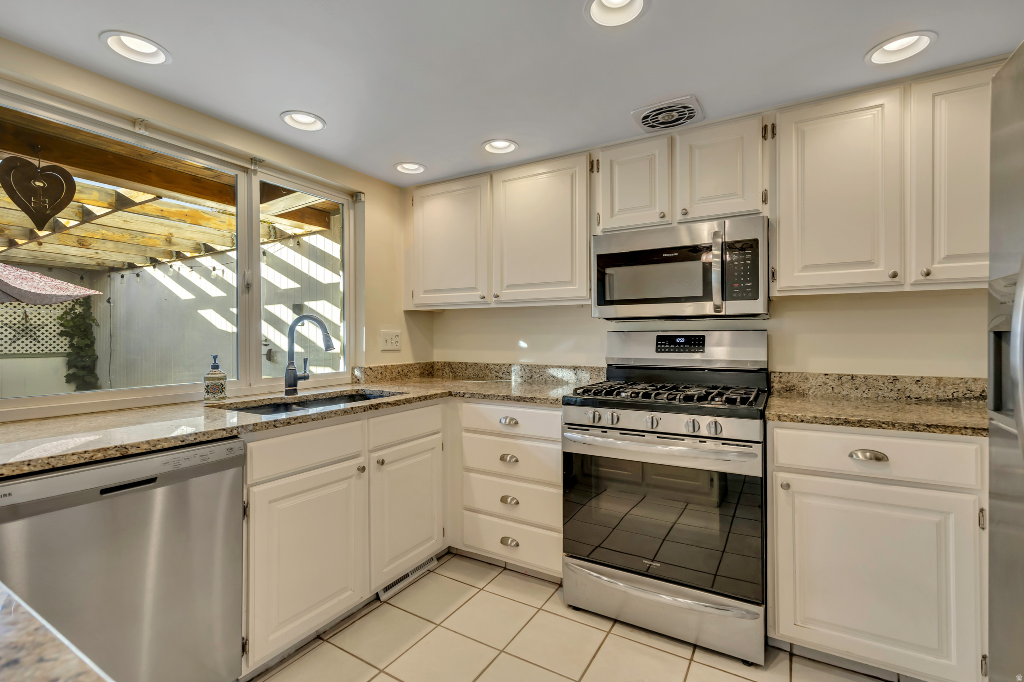 WOODBRIDGE - Residential