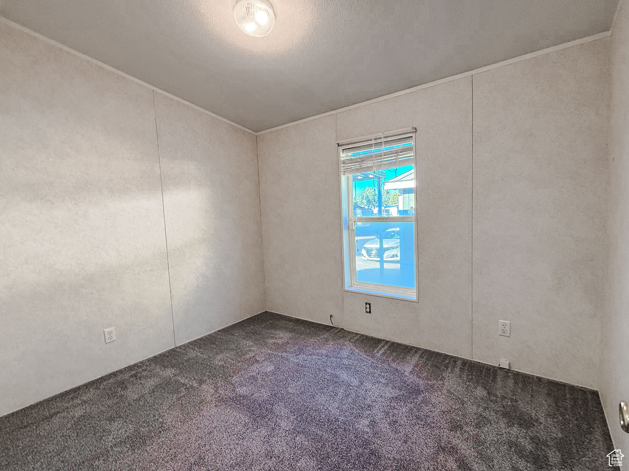 HIDDEN GLEN MOBILE ESTATES - Residential