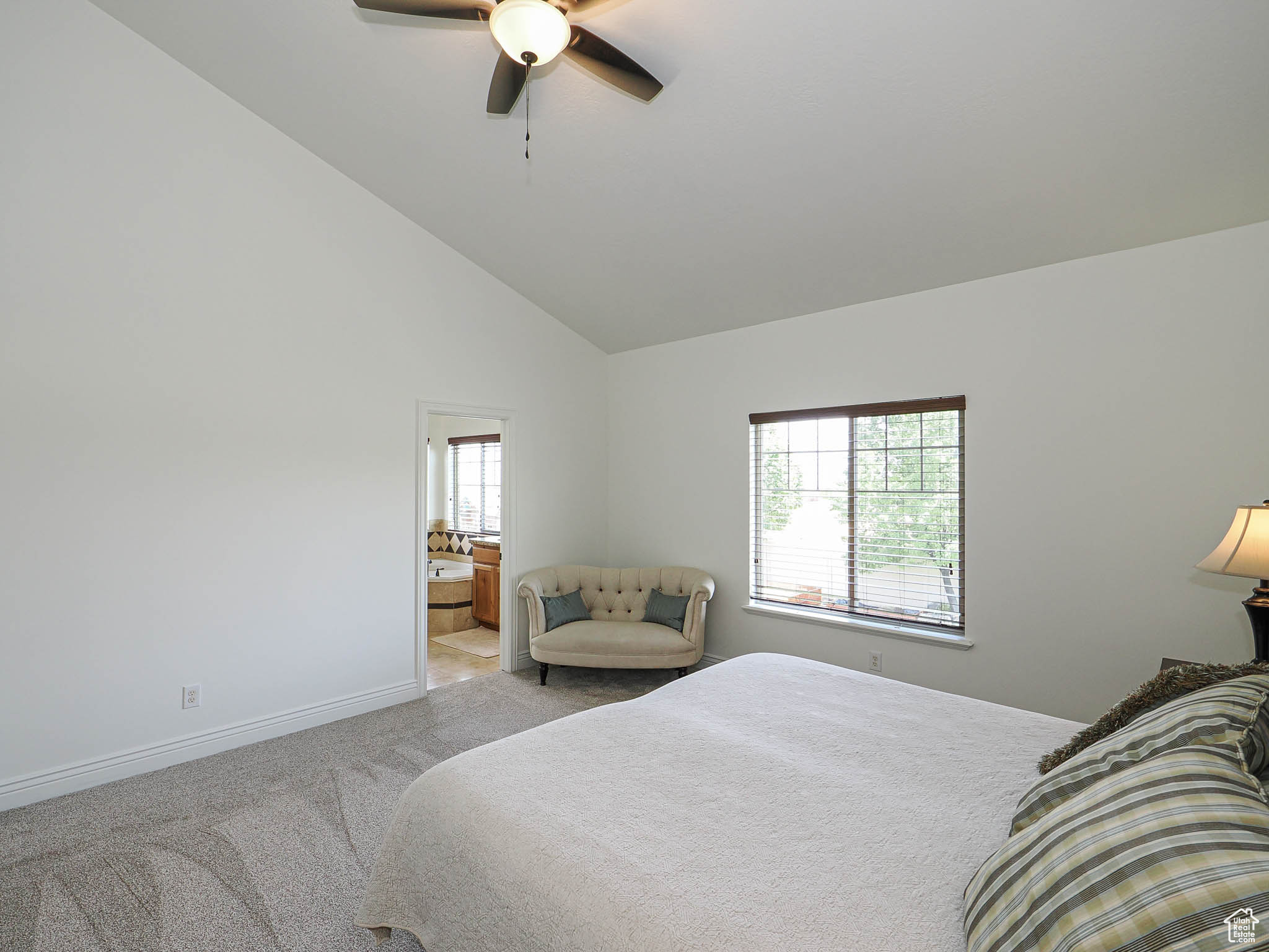 INDIAN HOLLOW - Residential