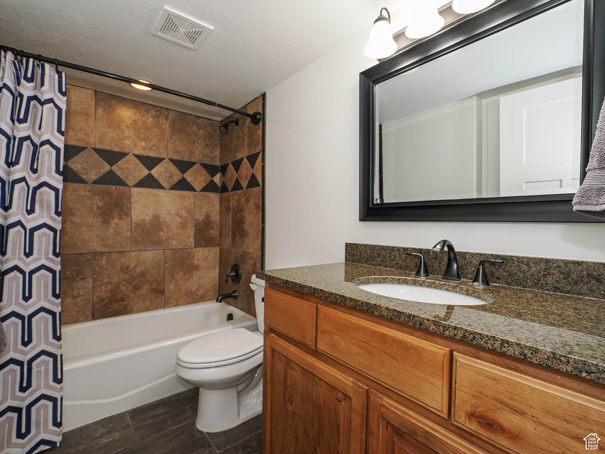 INDIAN HOLLOW - Residential