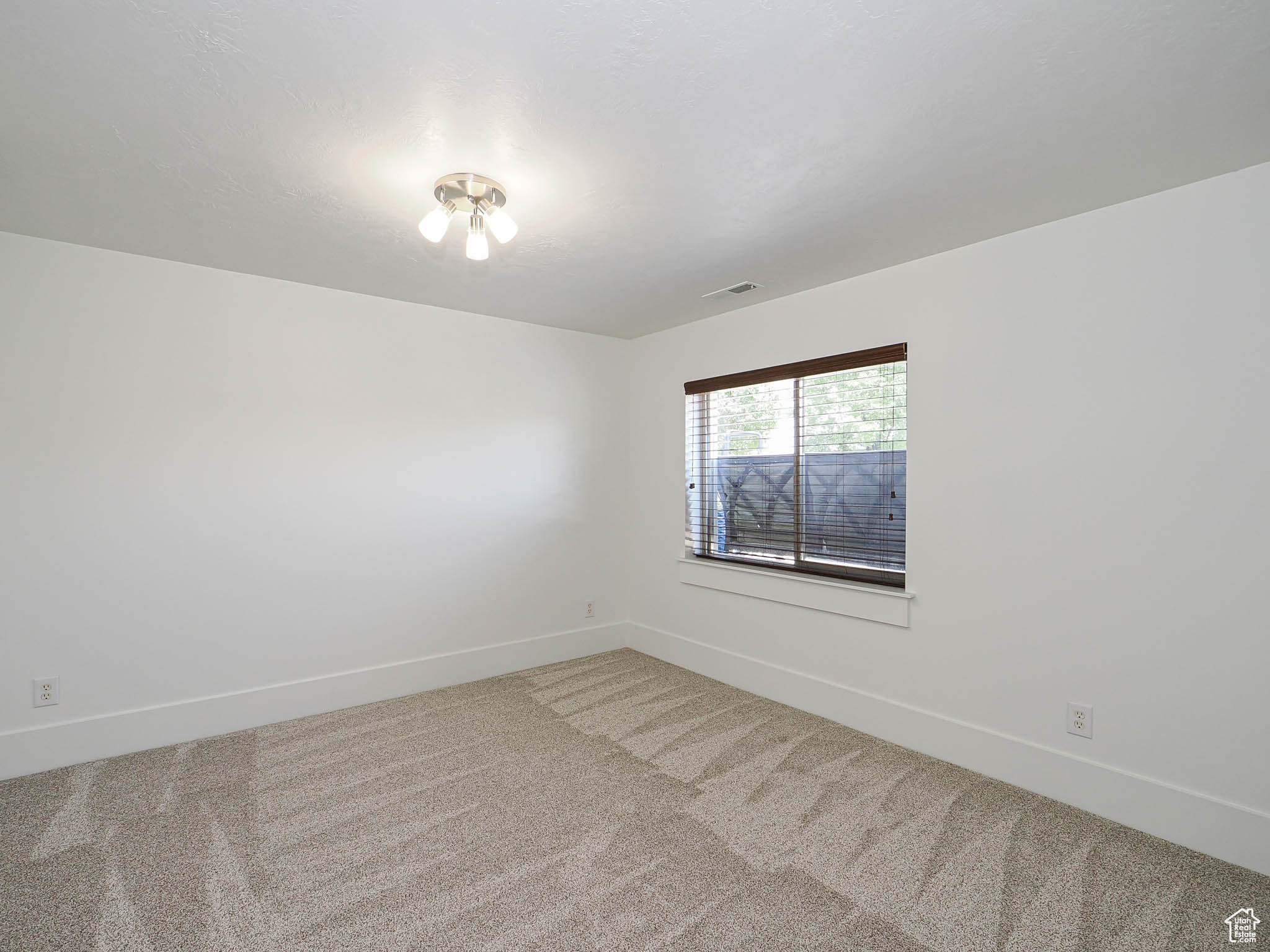 INDIAN HOLLOW - Residential