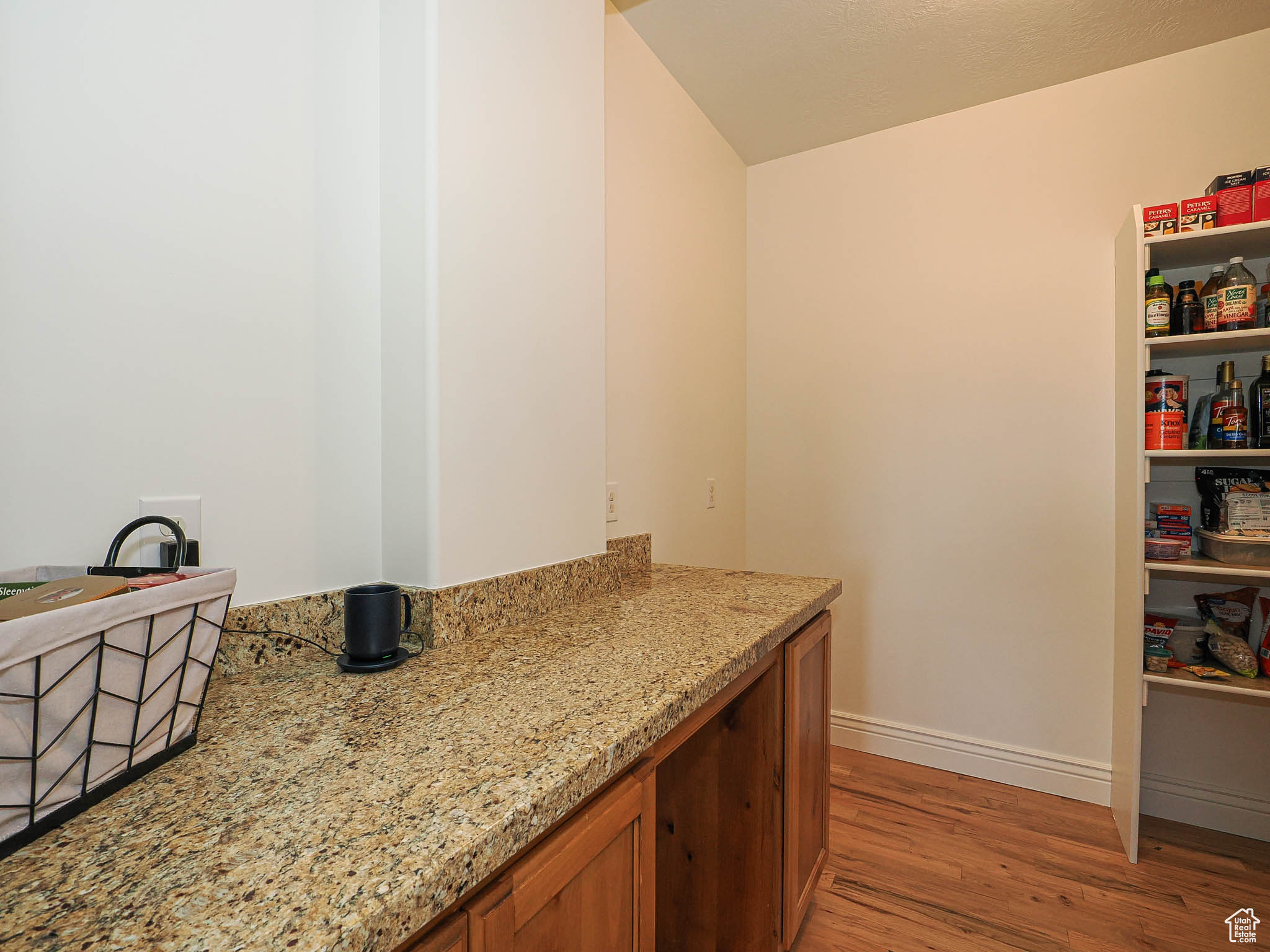 INDIAN HOLLOW - Residential