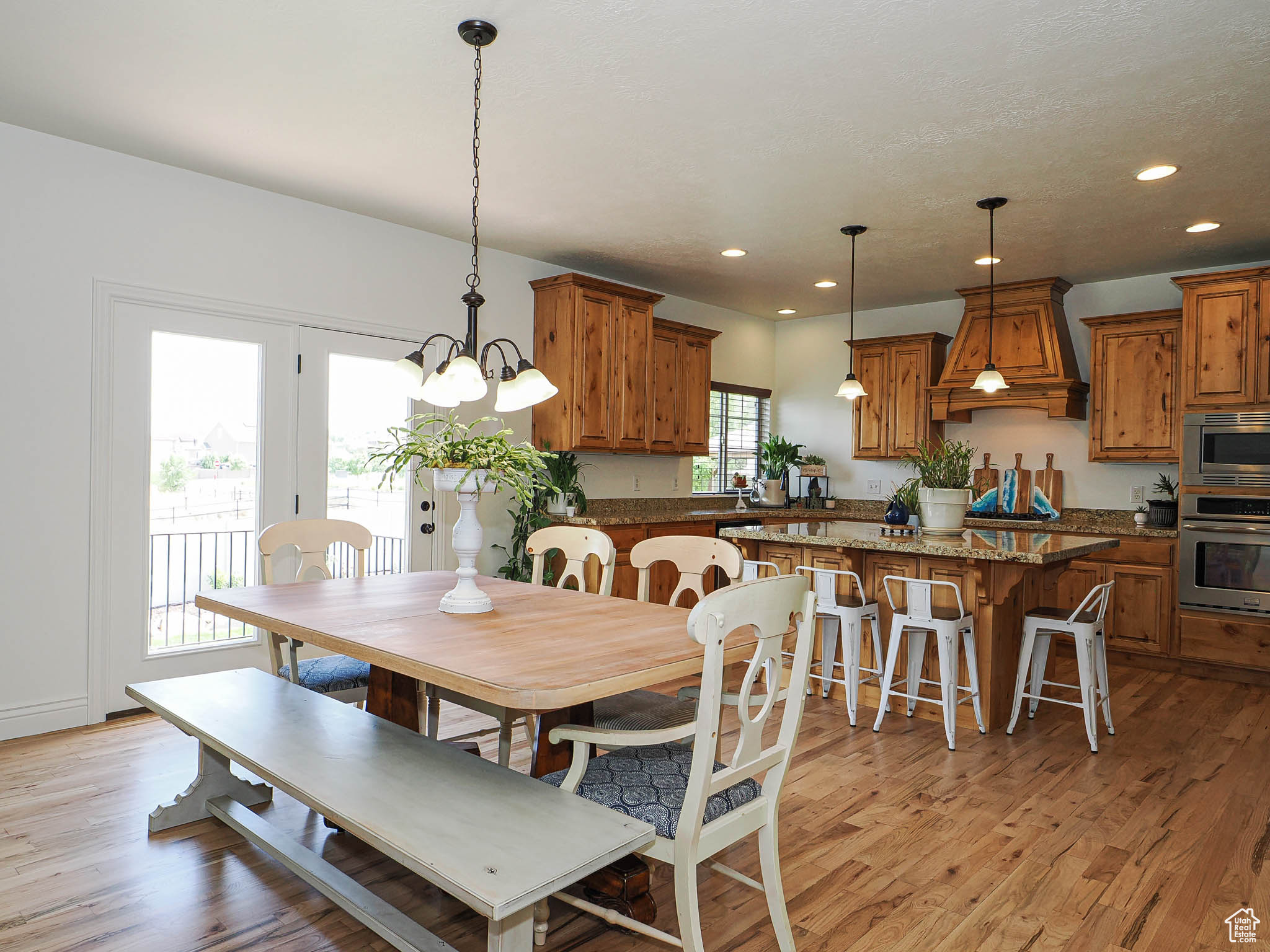 INDIAN HOLLOW - Residential