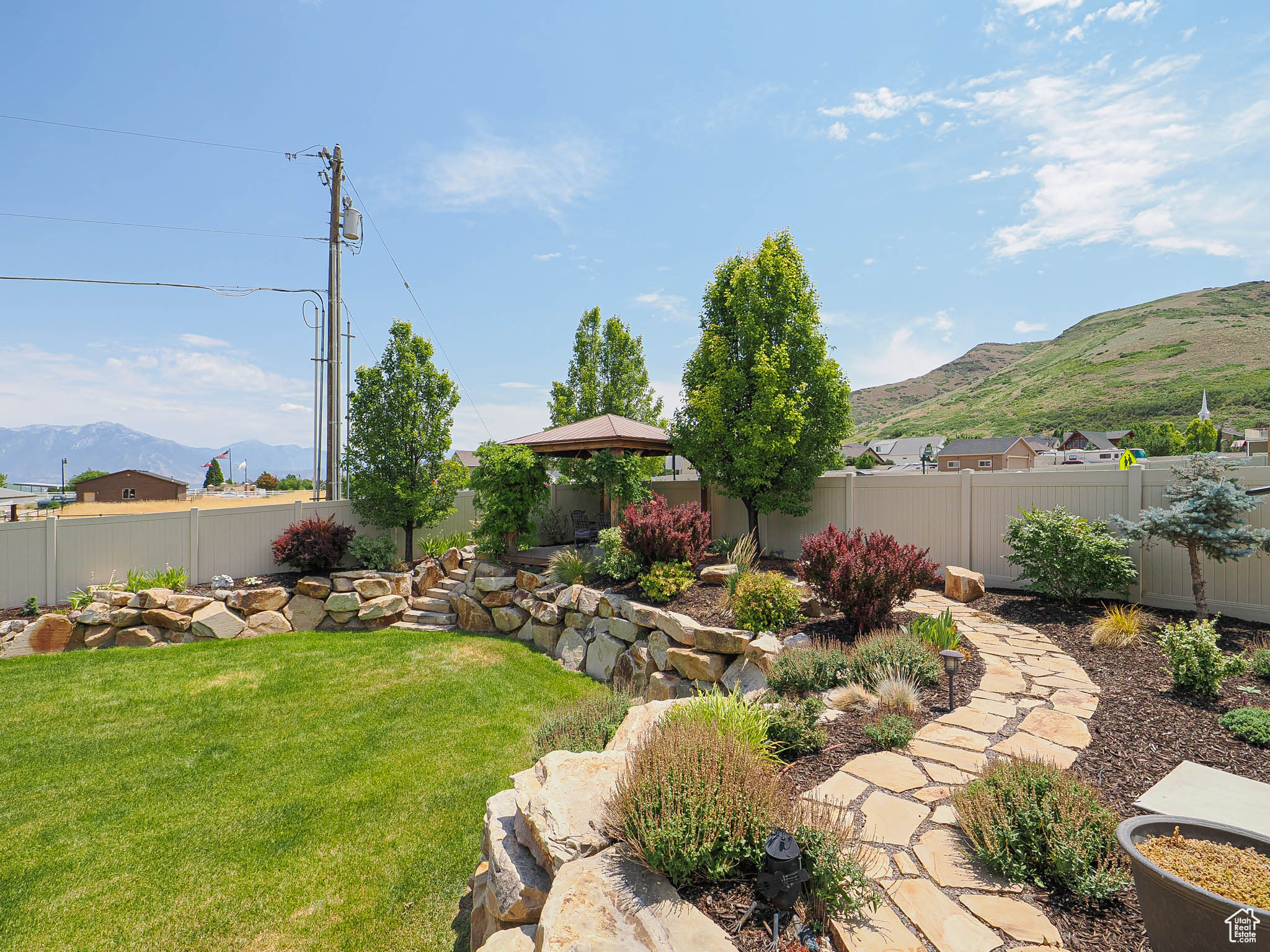 INDIAN HOLLOW - Residential