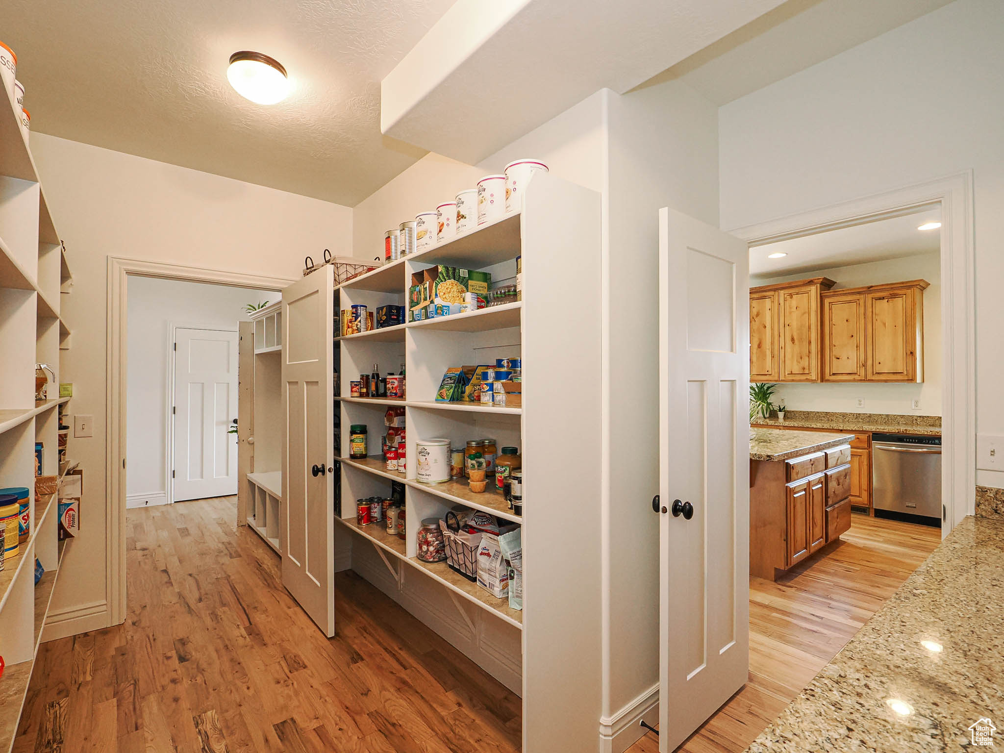 INDIAN HOLLOW - Residential