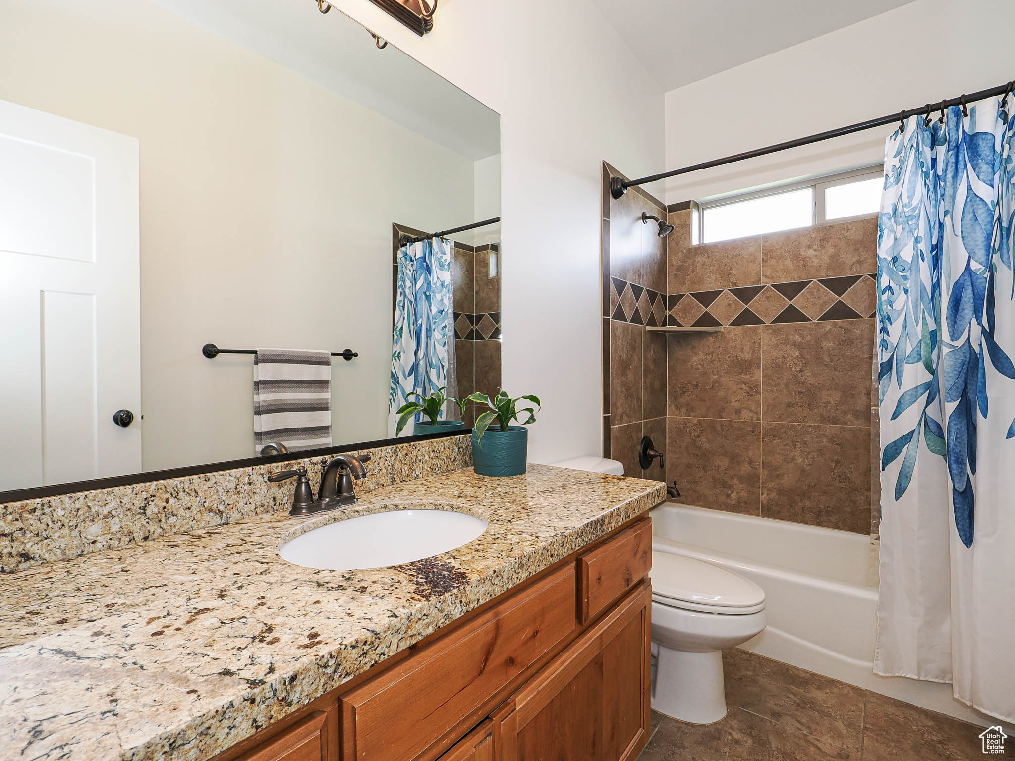 INDIAN HOLLOW - Residential