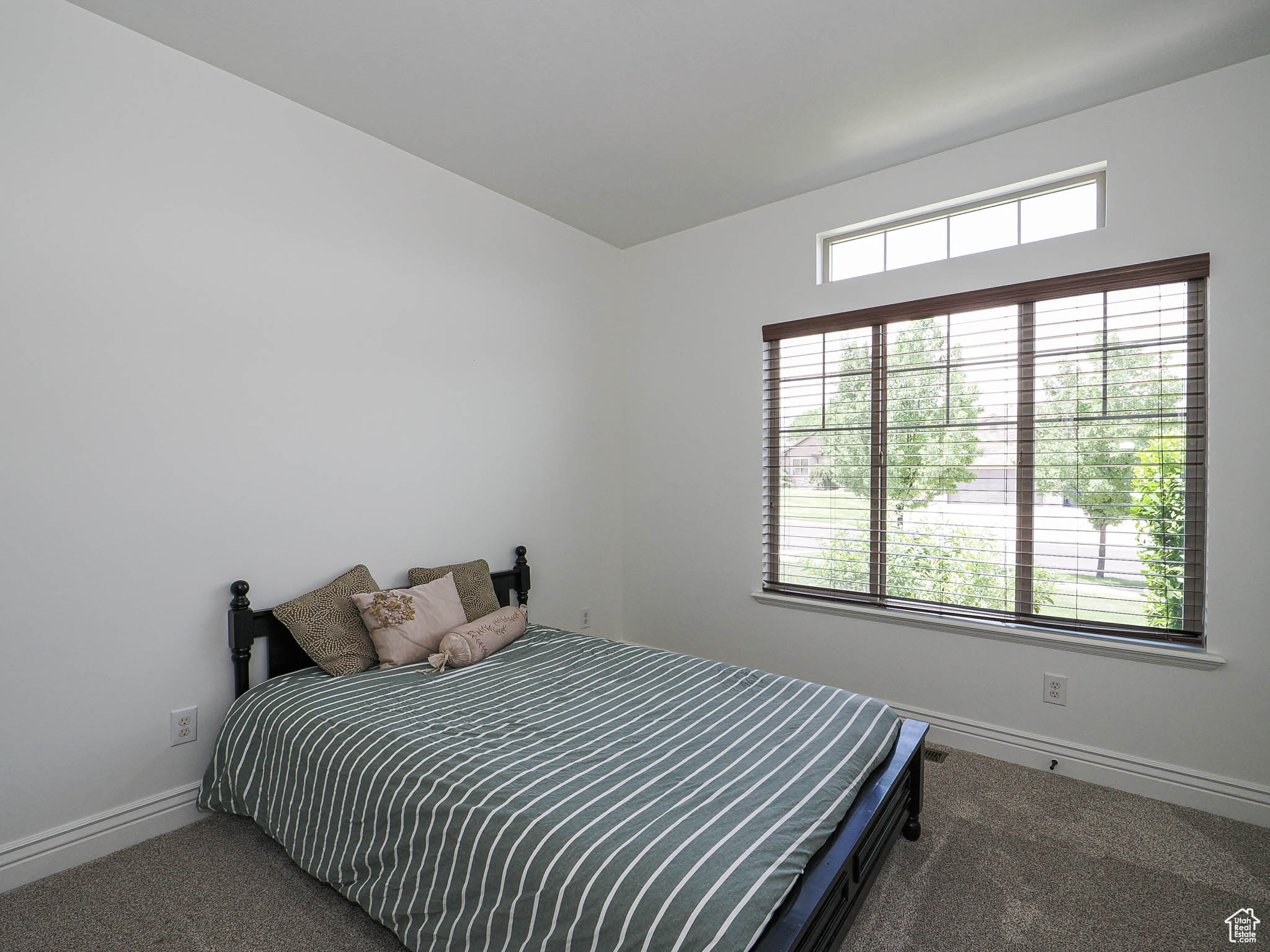 INDIAN HOLLOW - Residential