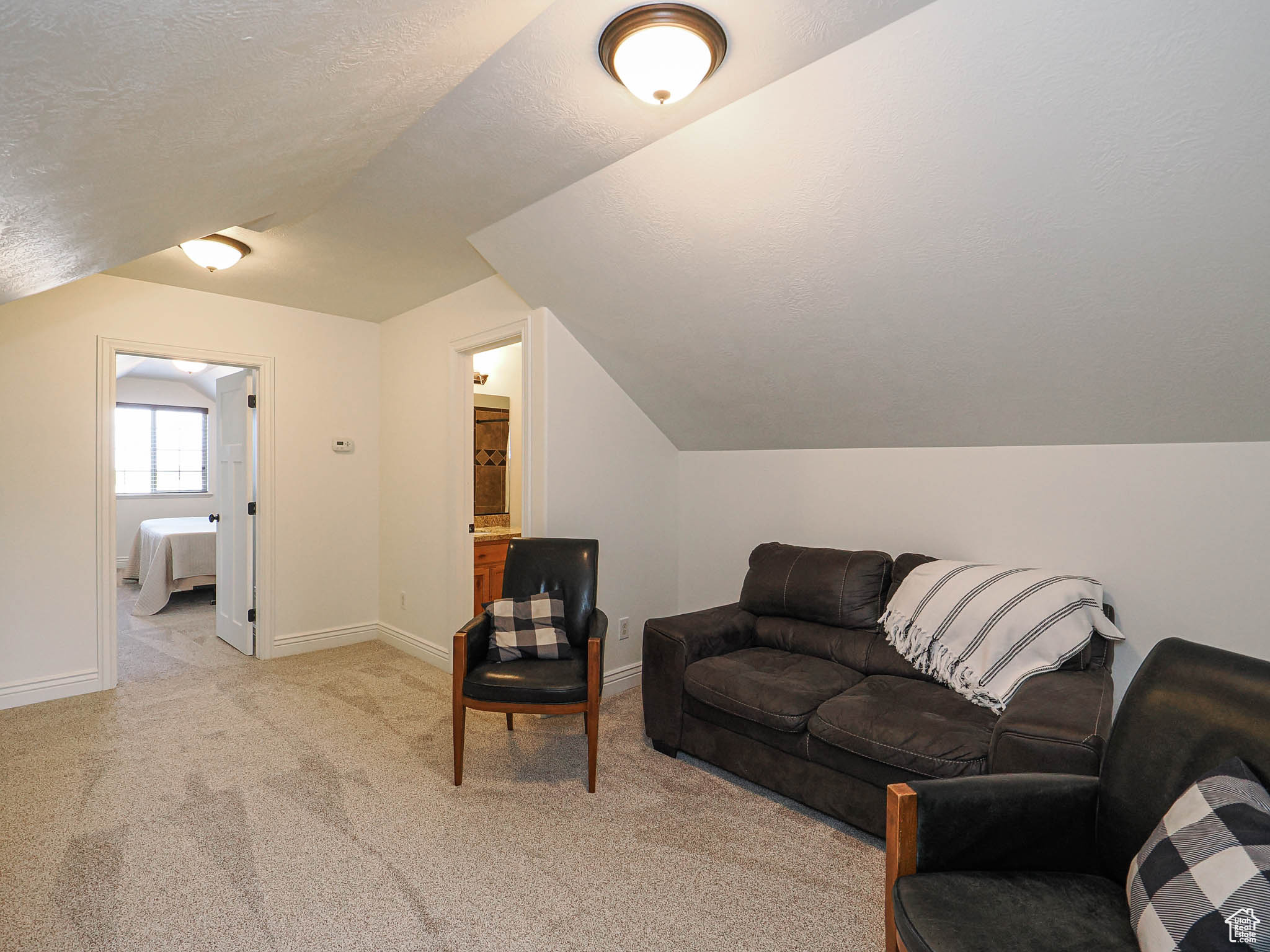 INDIAN HOLLOW - Residential