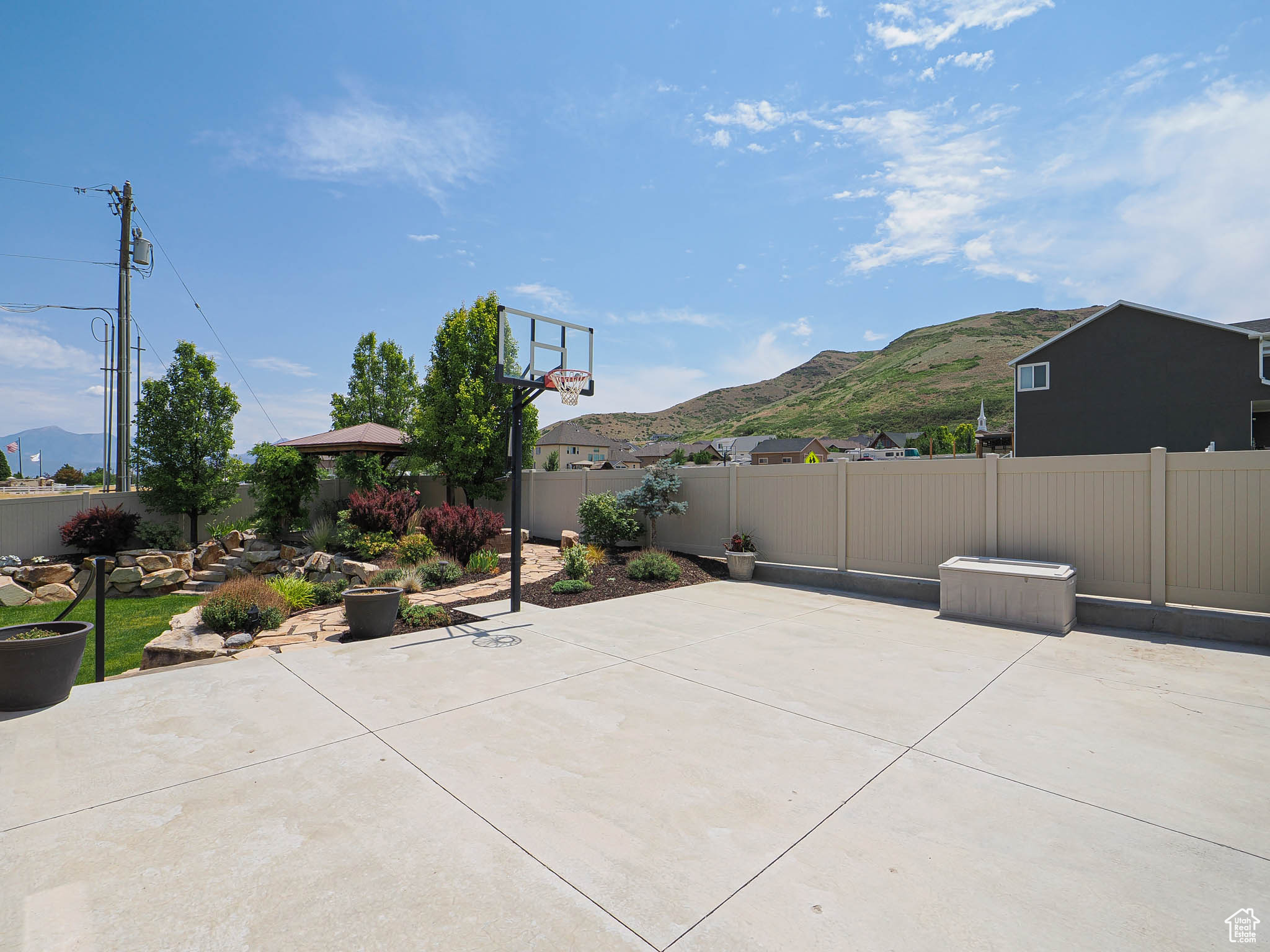 INDIAN HOLLOW - Residential