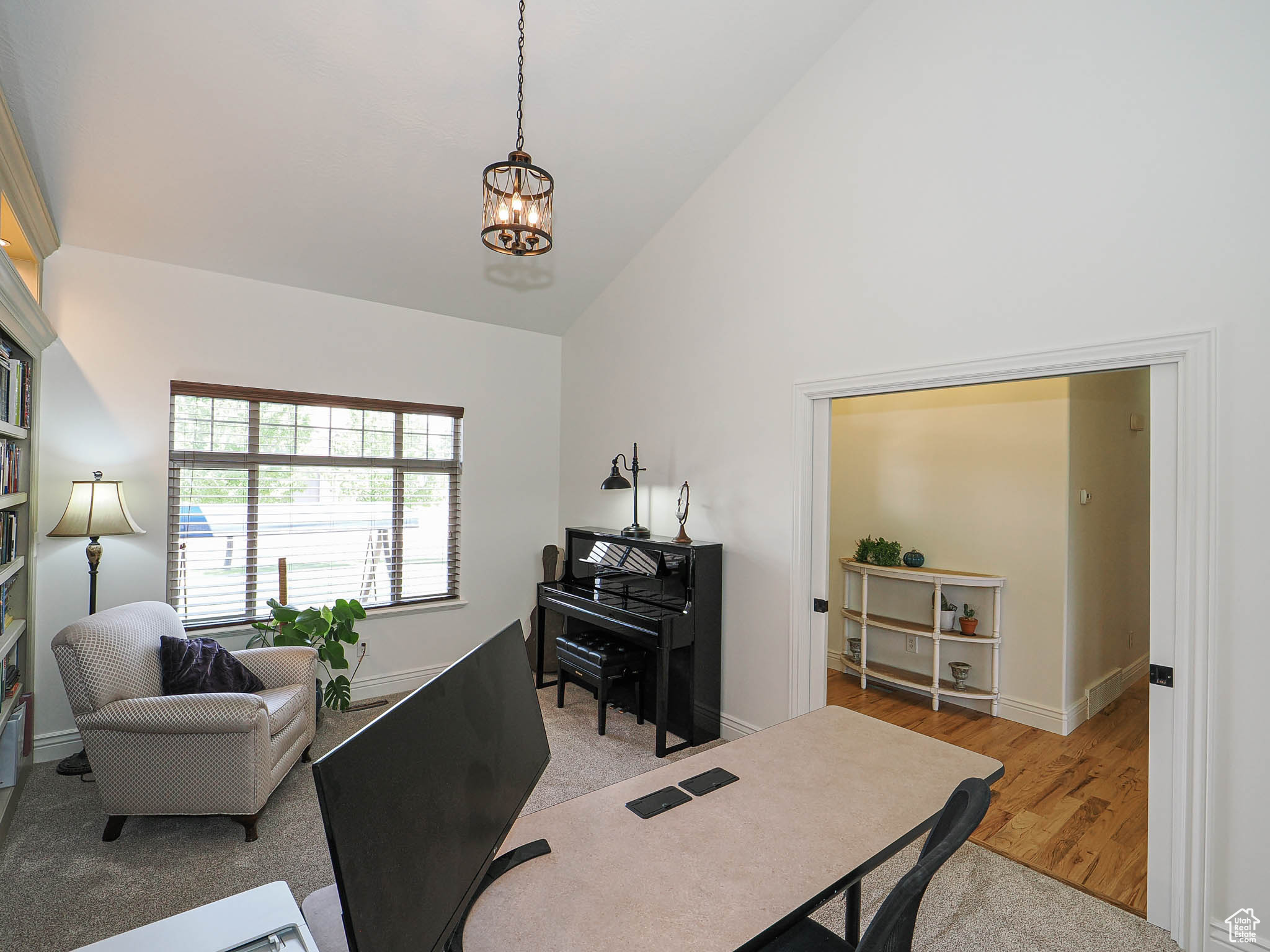 INDIAN HOLLOW - Residential