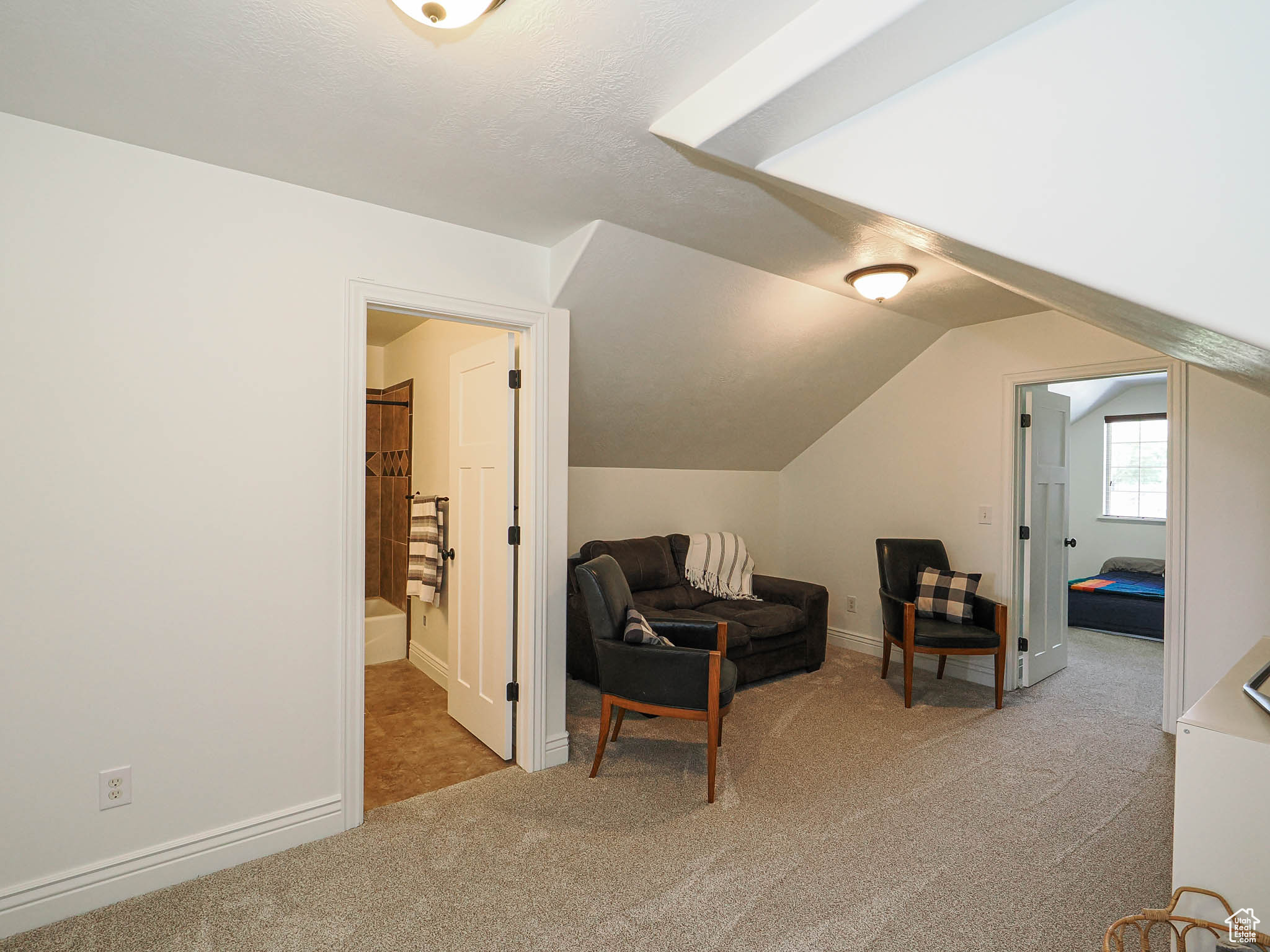 INDIAN HOLLOW - Residential