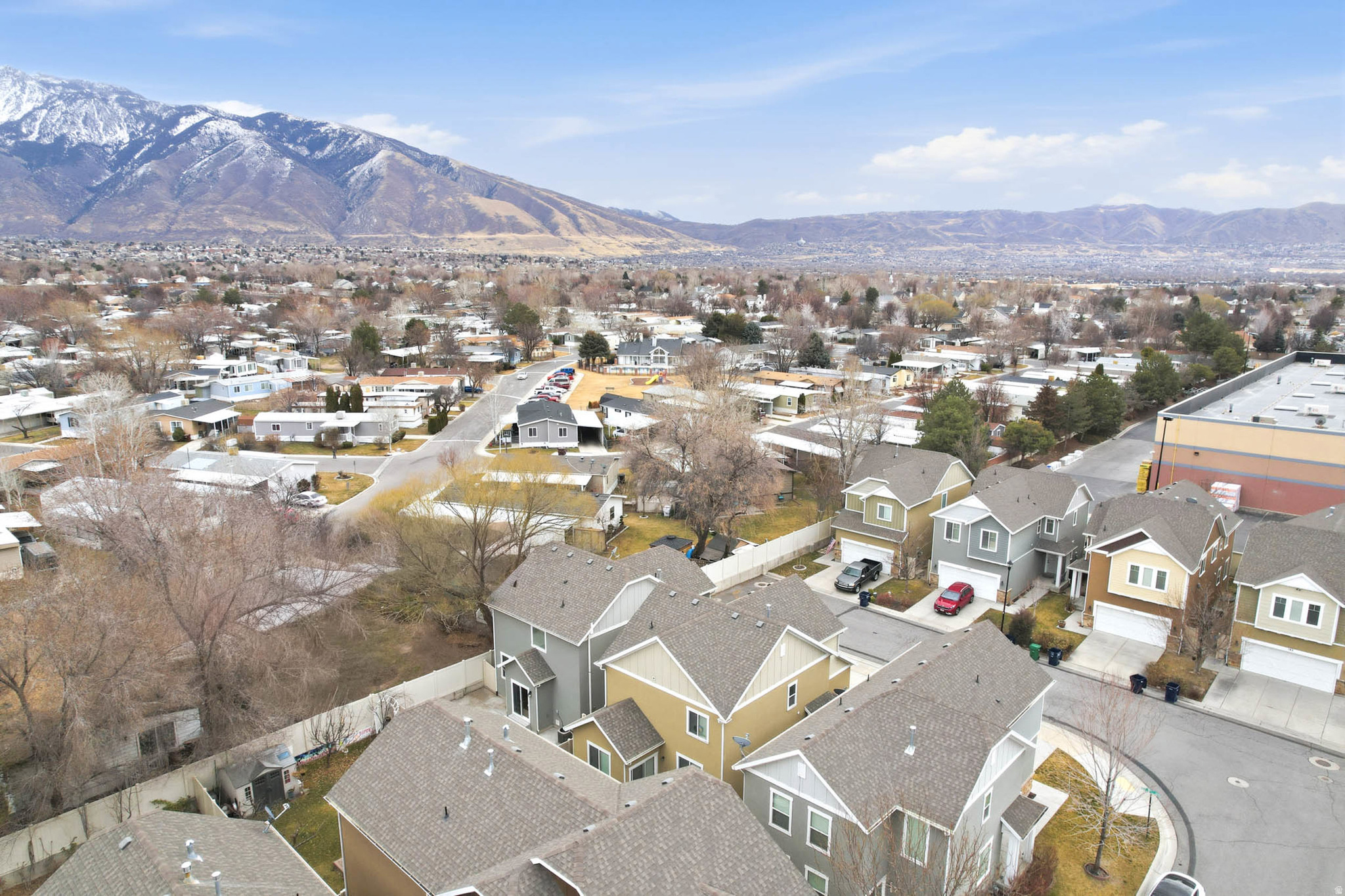 COVE AT RIVERWOOD - Residential