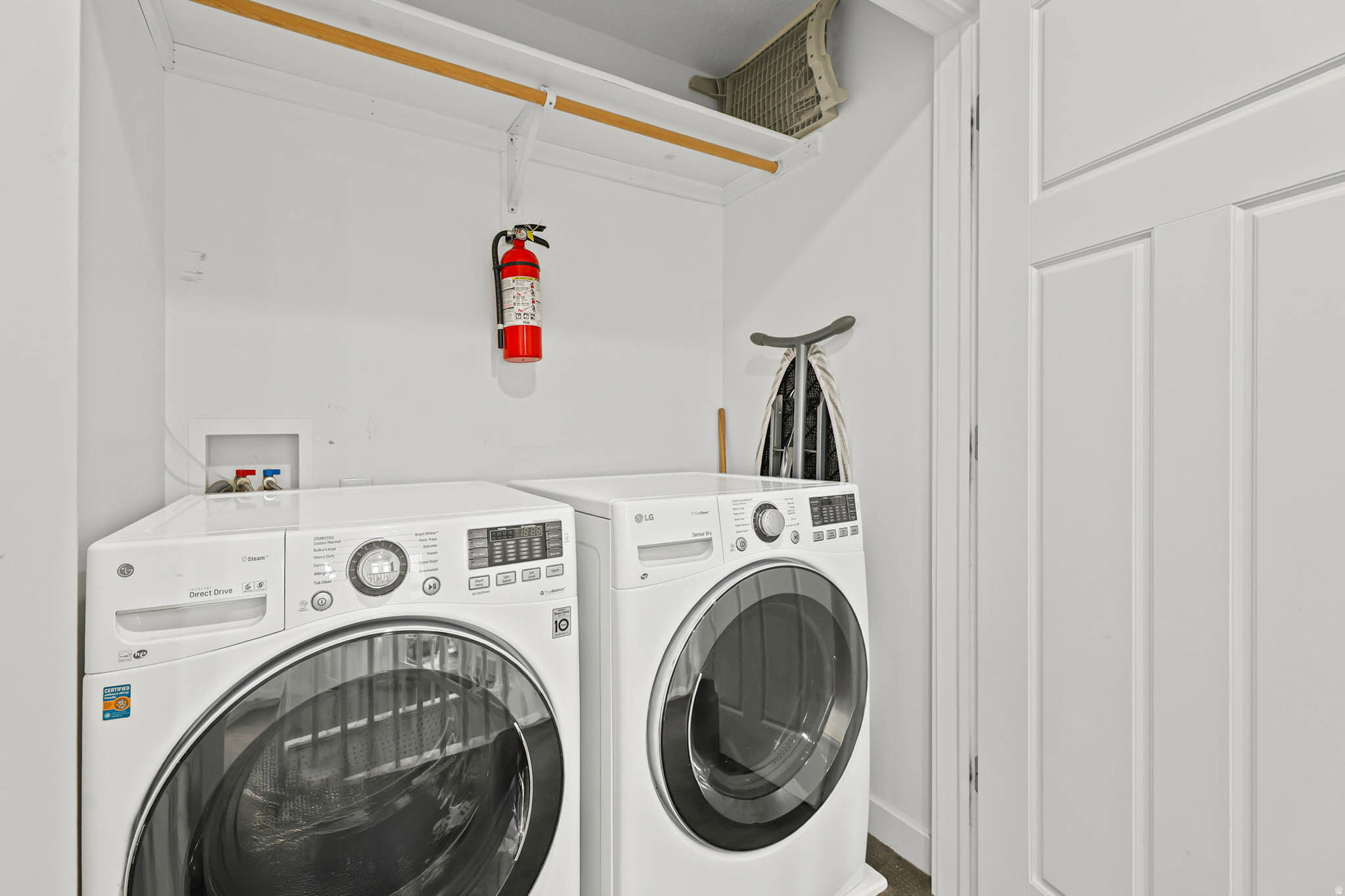 COVE AT RIVERWOOD - Residential