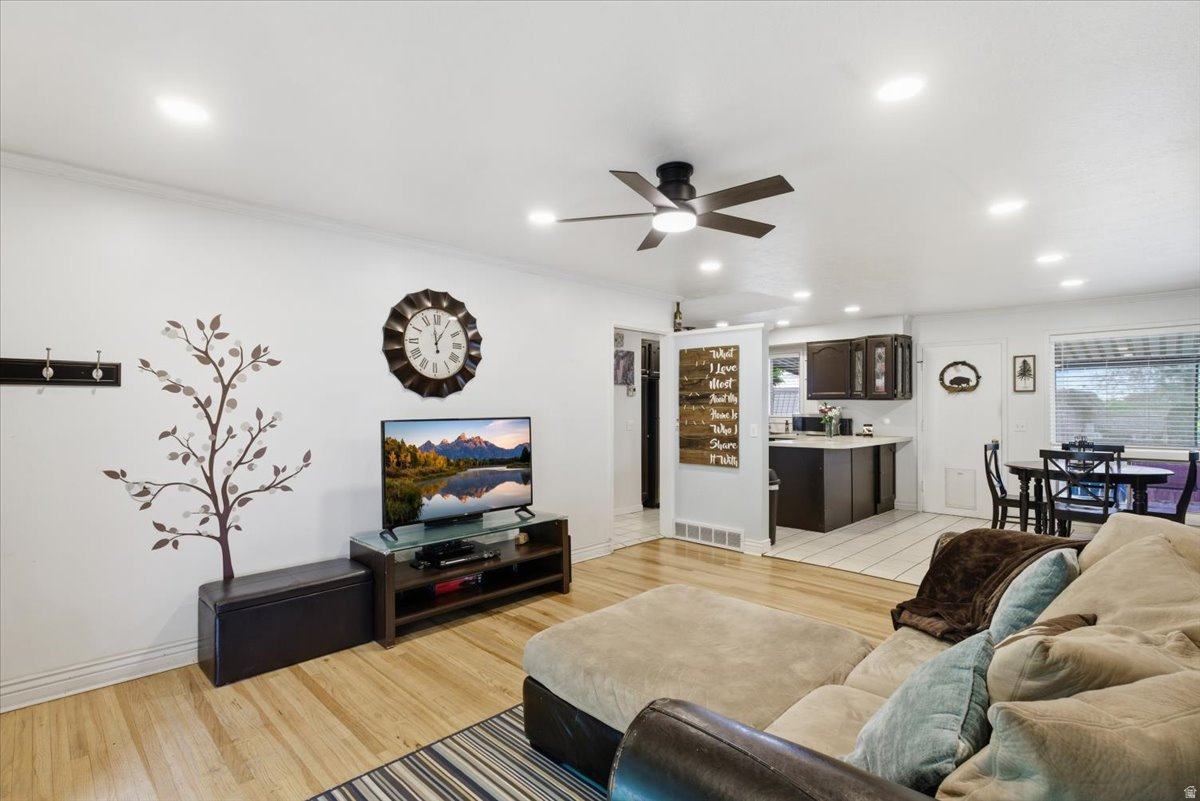 SUNCREST HEIGHTS - Residential