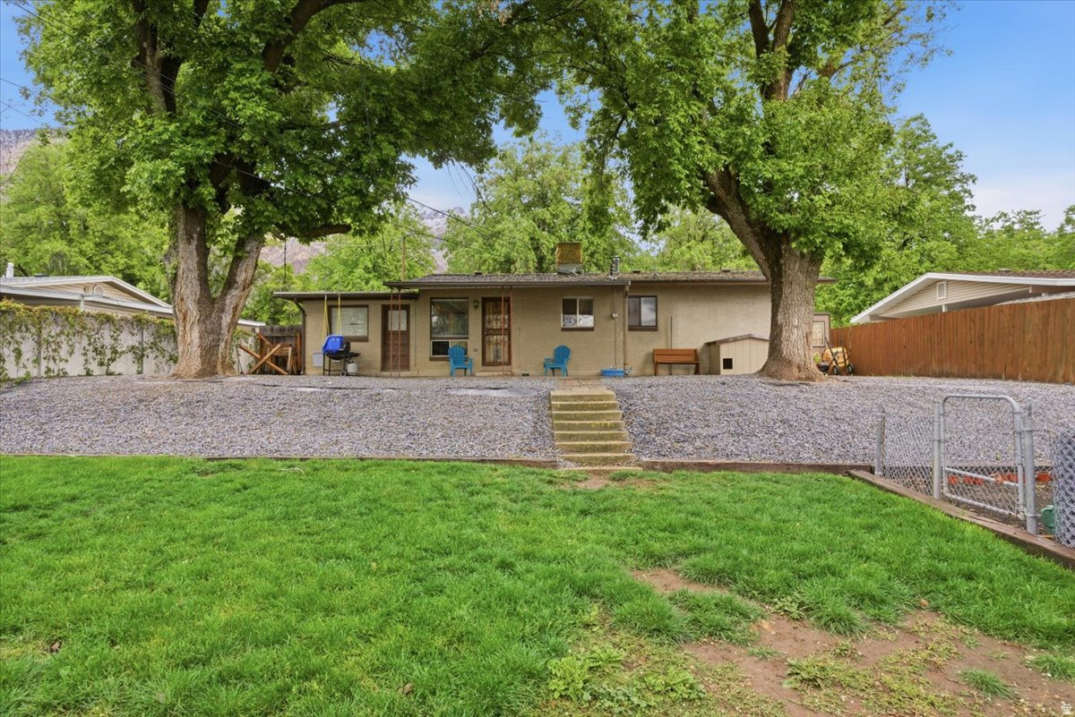 SUNCREST HEIGHTS - Residential