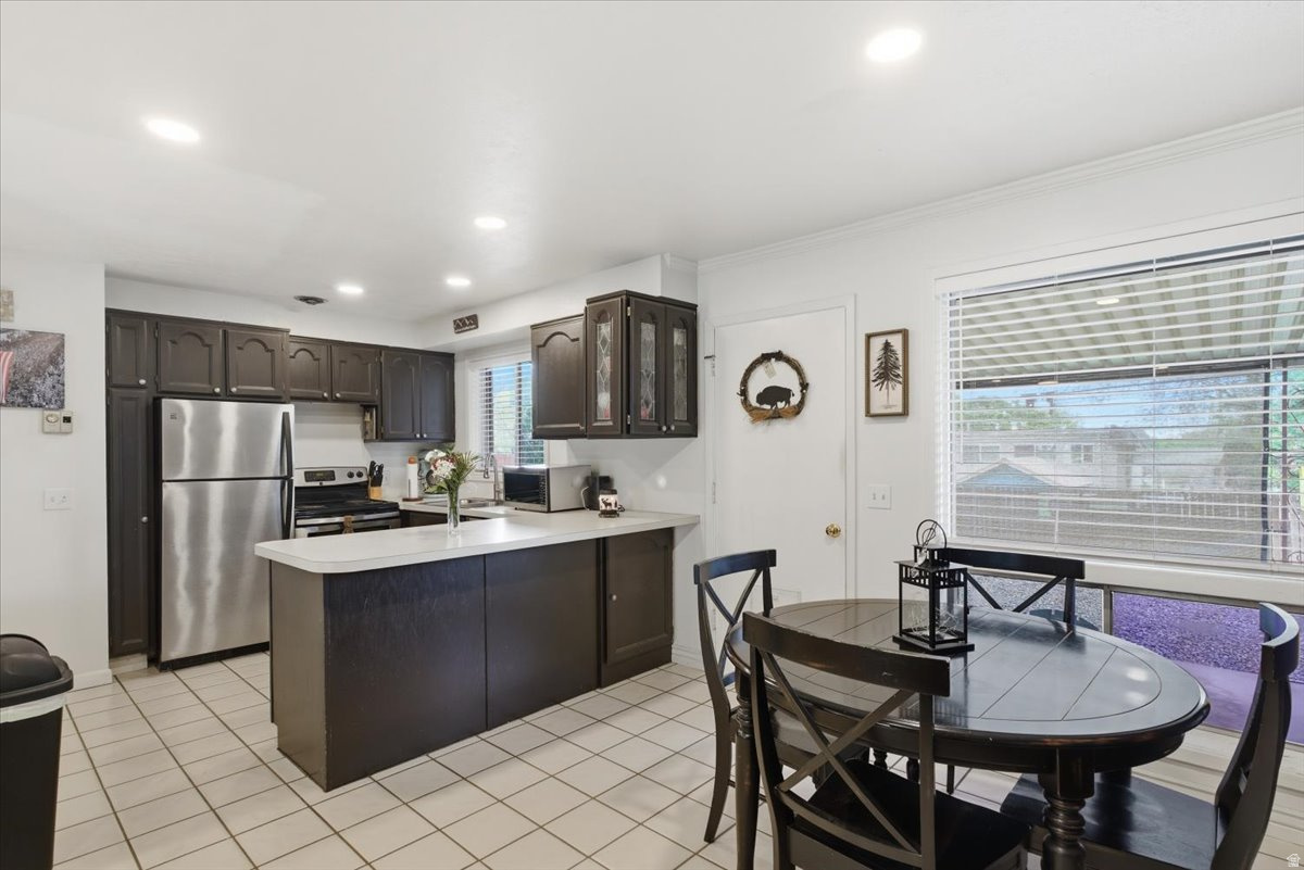 SUNCREST HEIGHTS - Residential