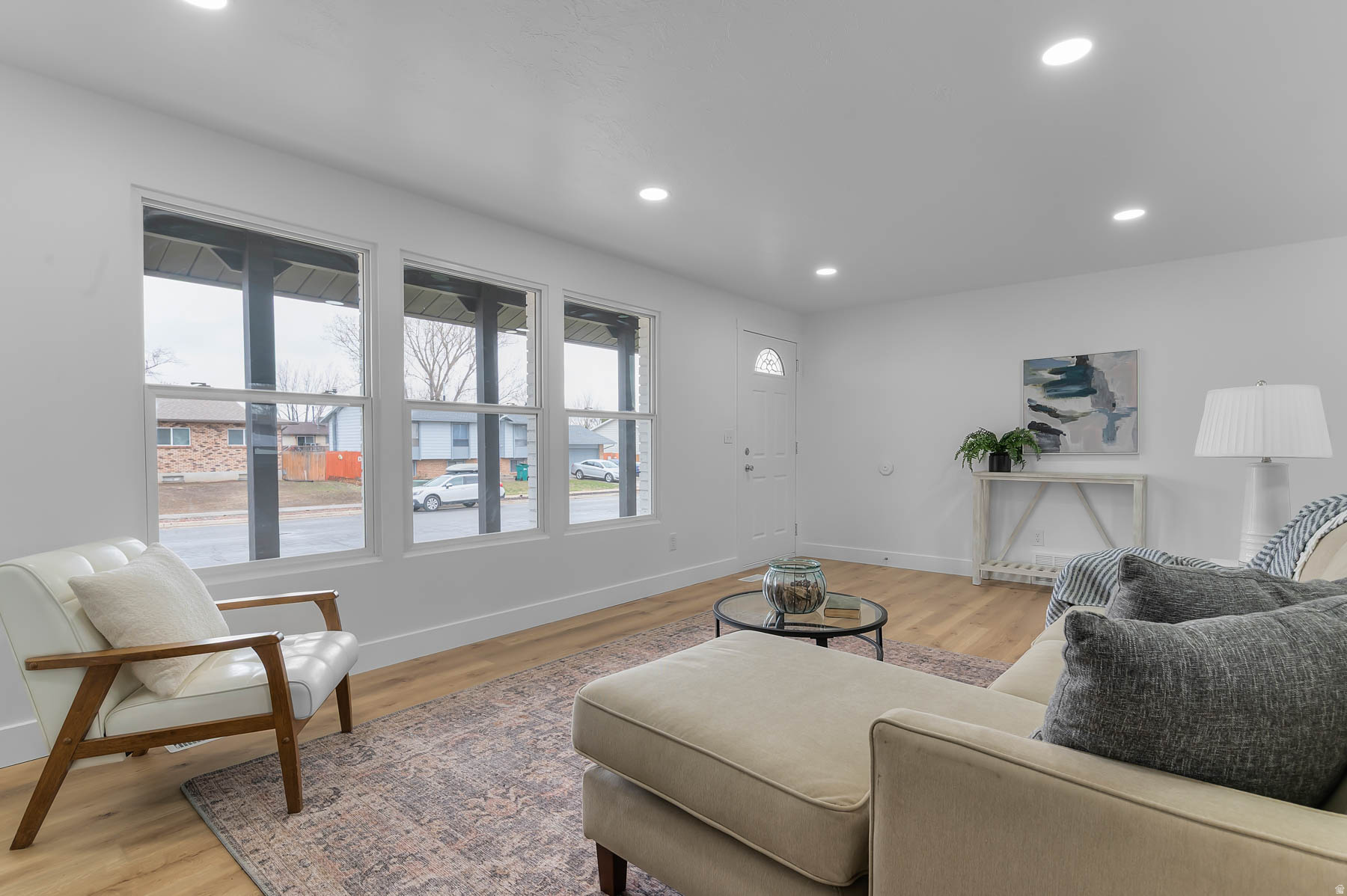 COUNTRY VILLAGE - Residential