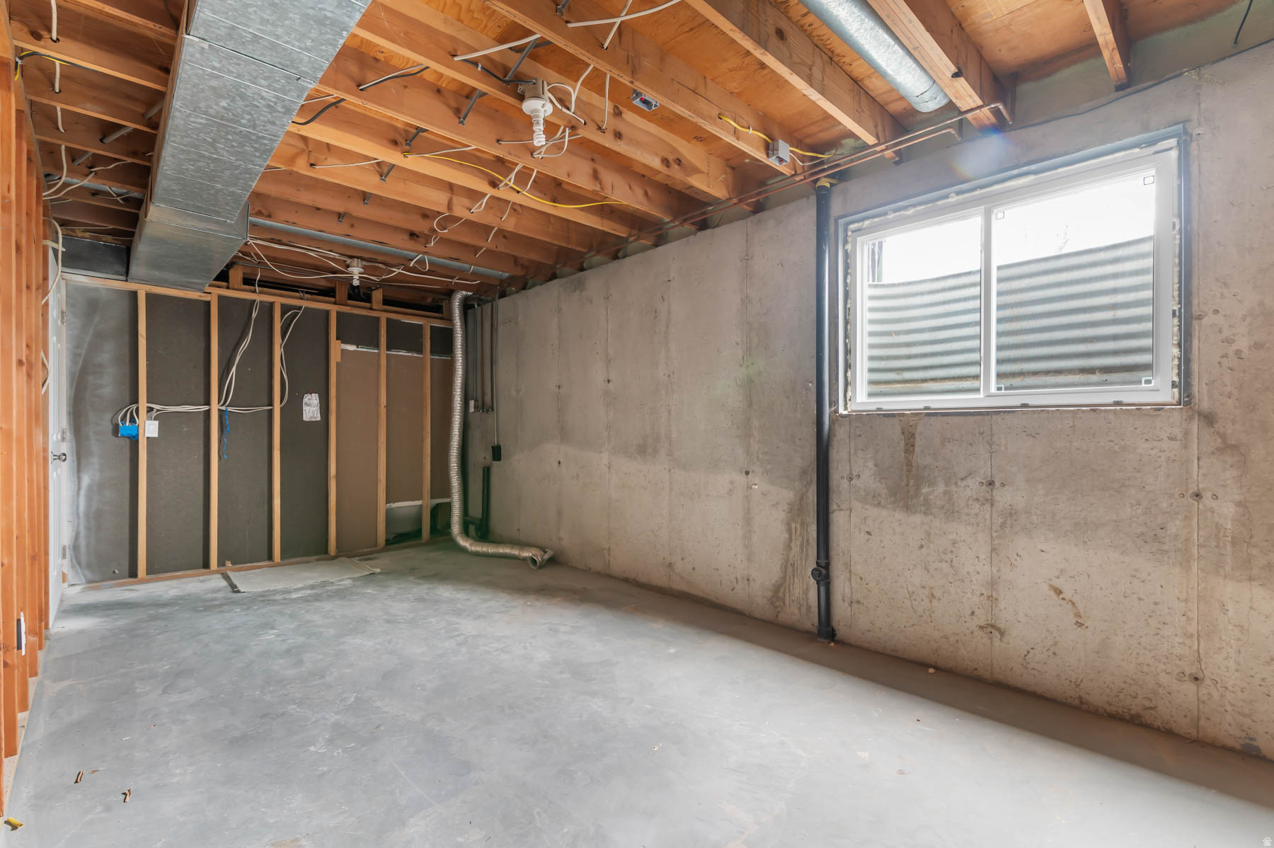 COUNTRY VILLAGE - Residential