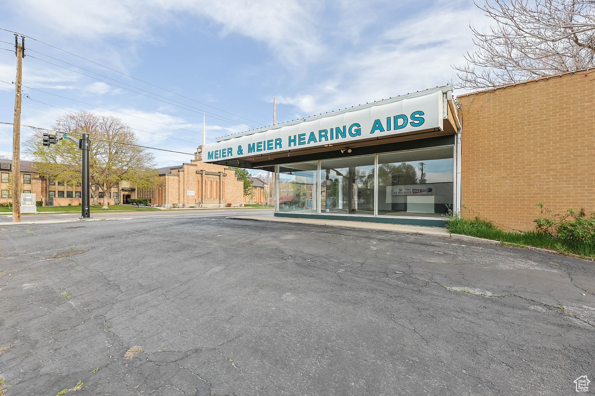 PARK - Commercial Sale