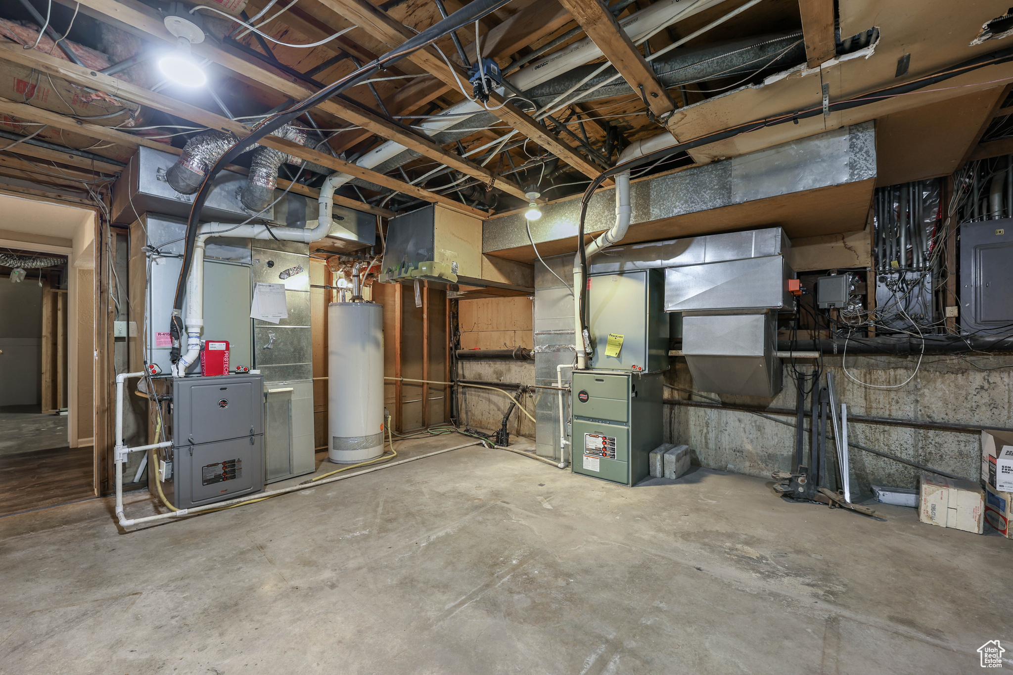 PARK - Commercial Sale