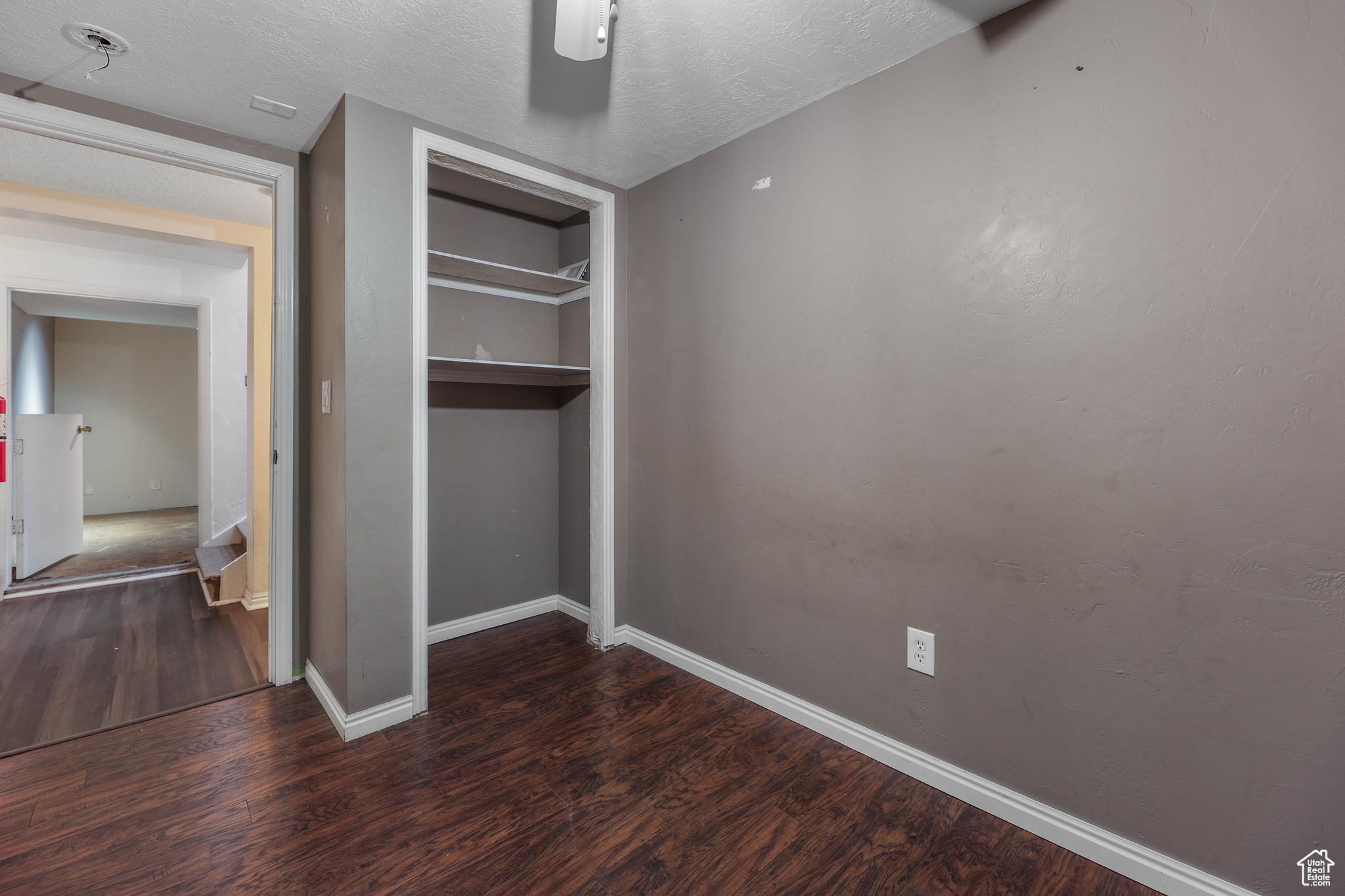 PARK - Commercial Sale