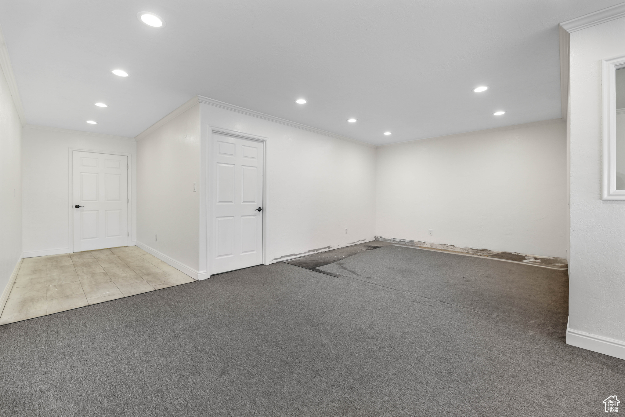 PARK - Commercial Sale