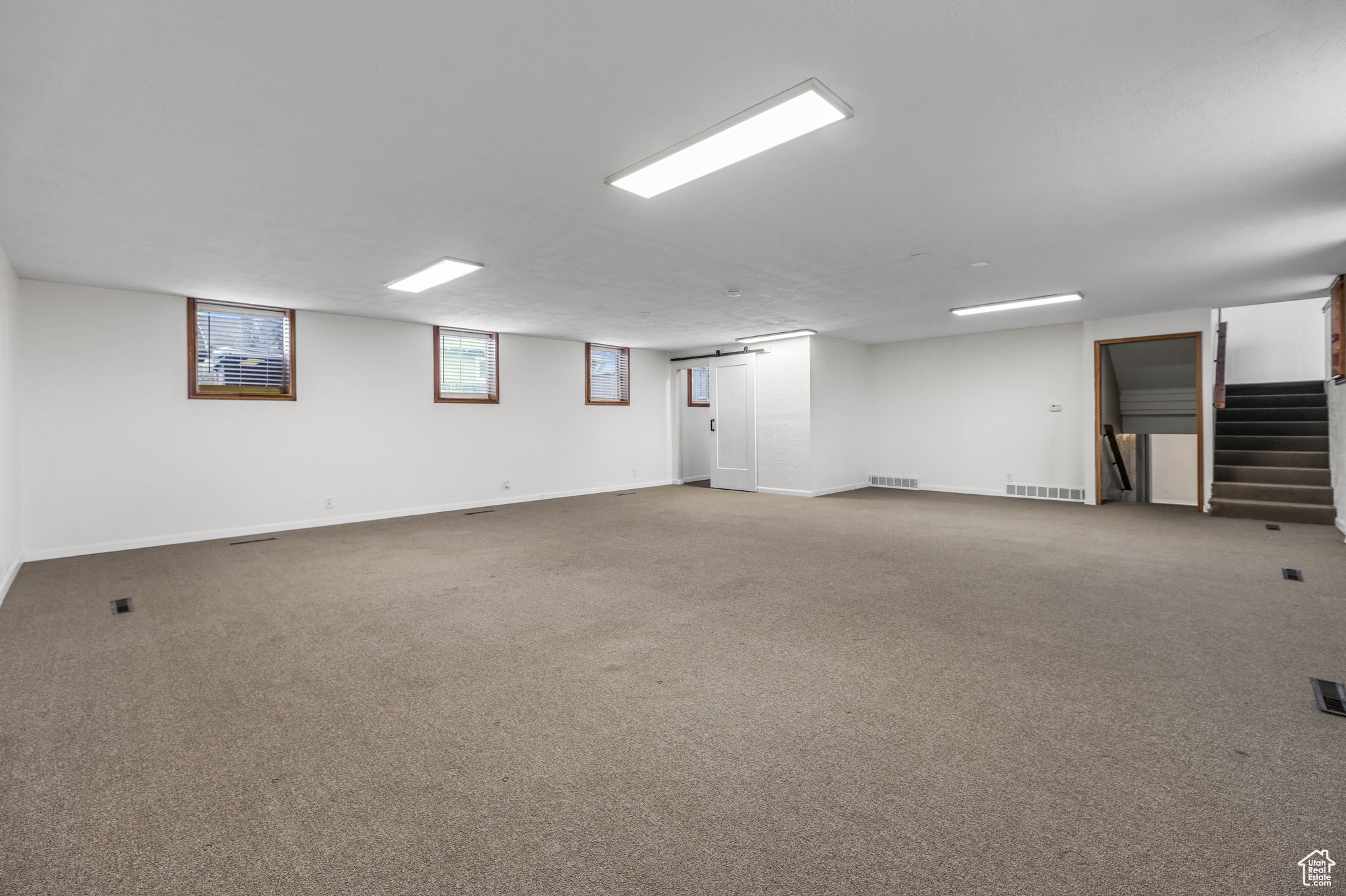 PARK - Commercial Sale