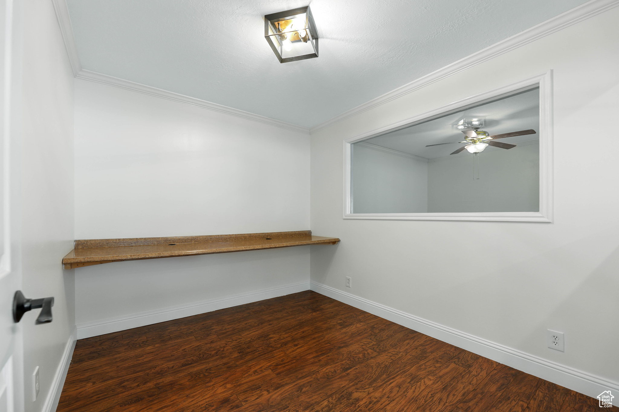 PARK - Commercial Sale