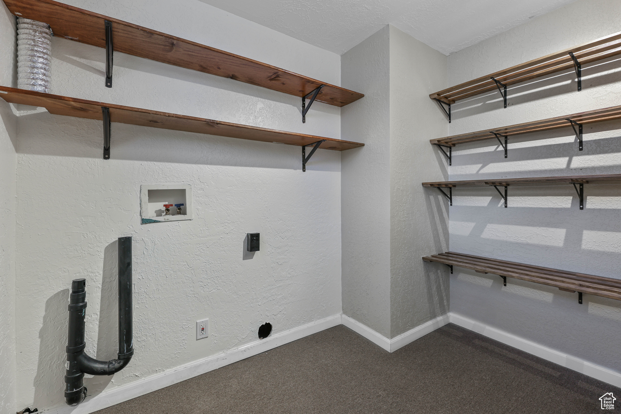 PARK - Commercial Sale