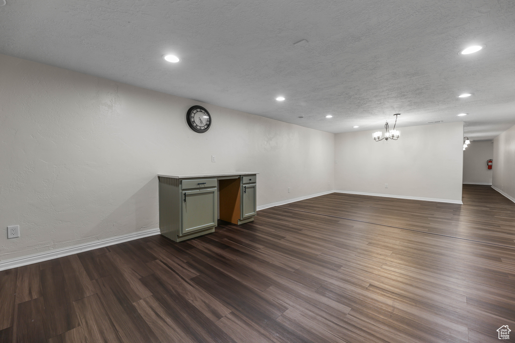 PARK - Commercial Sale