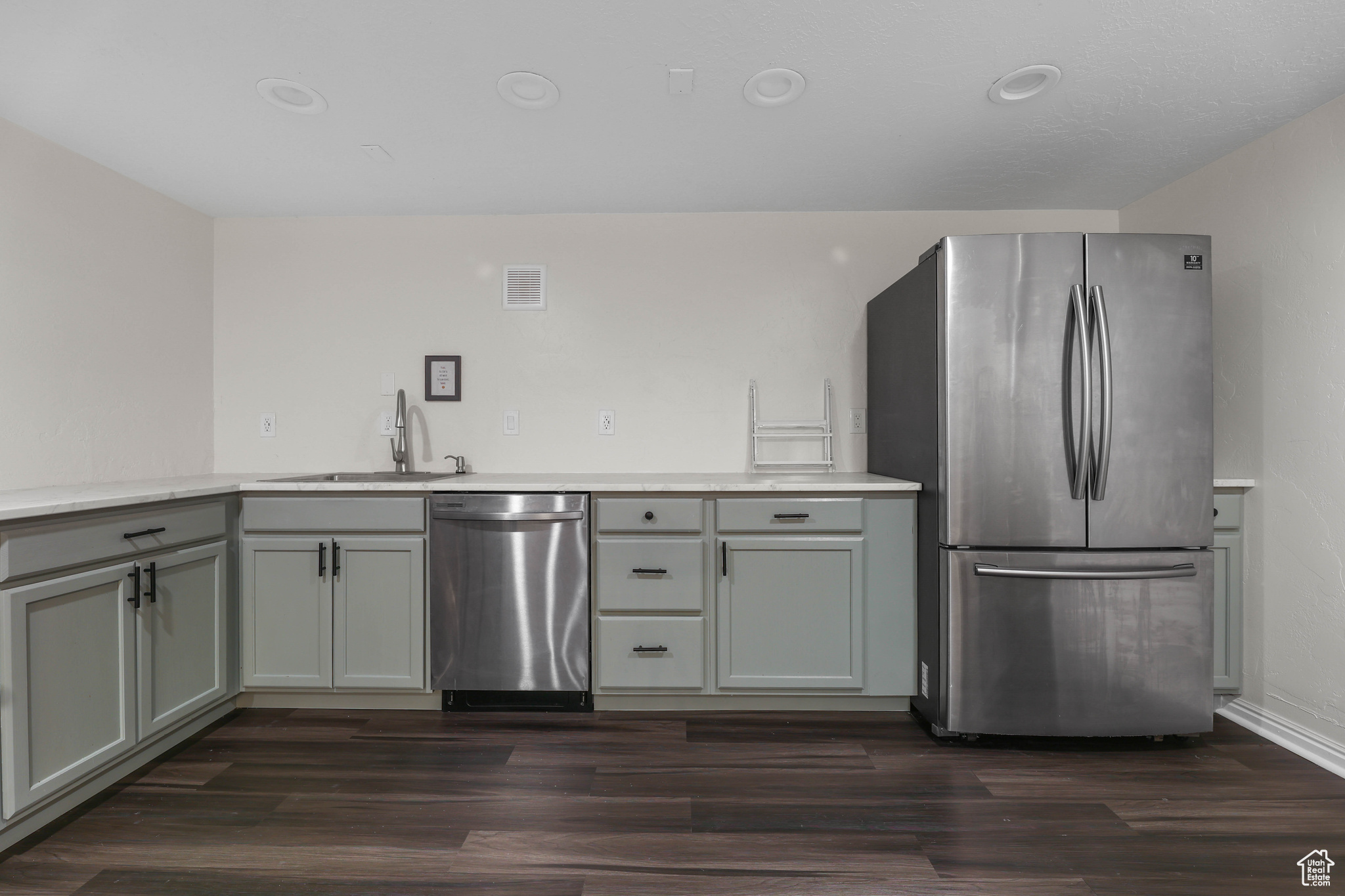 PARK - Commercial Sale