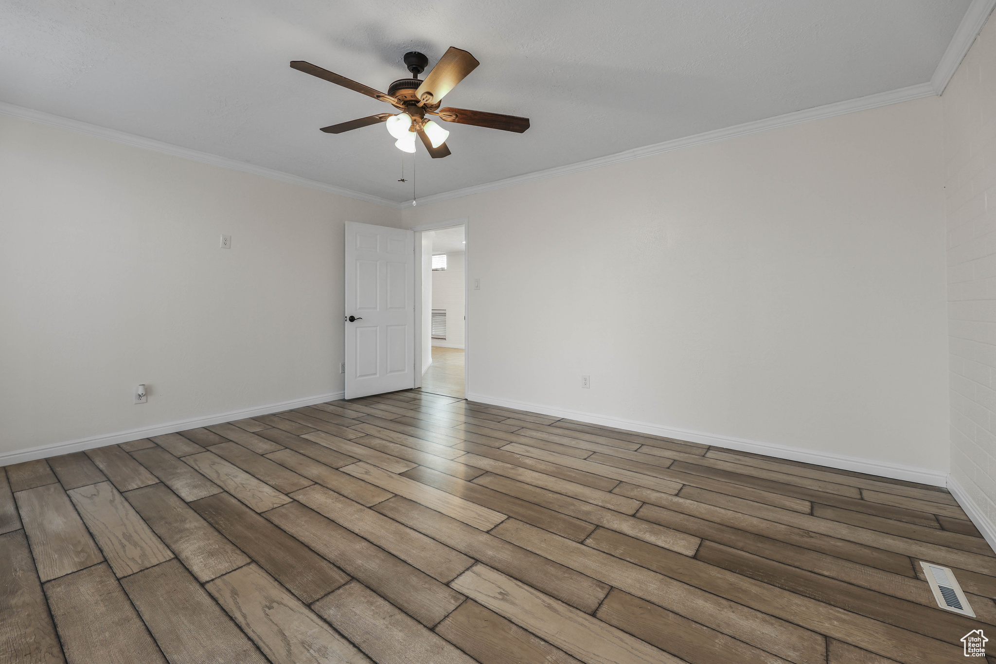 PARK - Commercial Sale