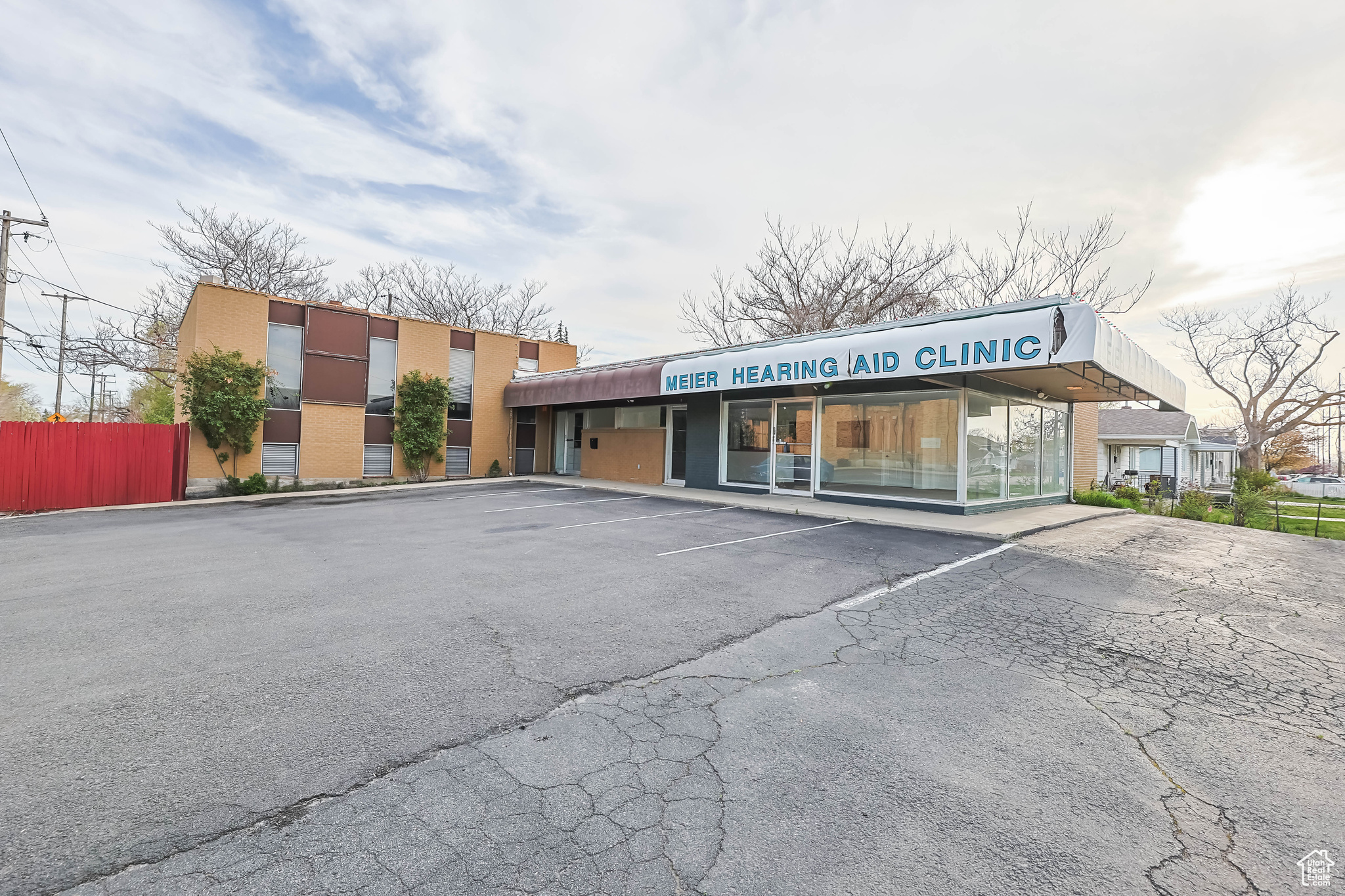 PARK - Commercial Sale