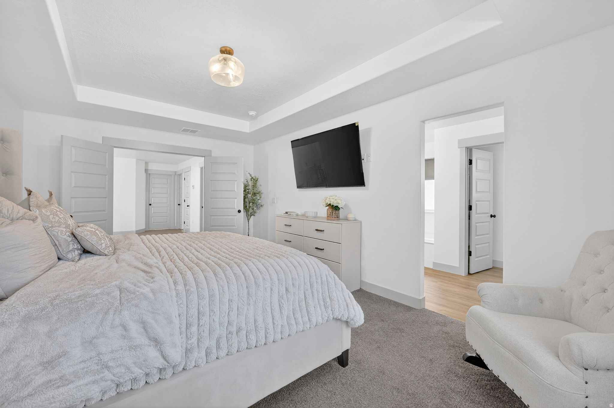 MOUNTAIN RIDGE - Residential