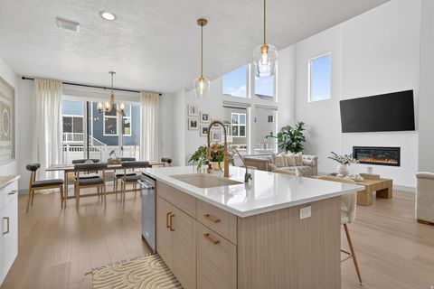 Tiny photo for 4432 W MONUMENT PEAK DR, Herriman, UT 84096 (MLS # 2135990)