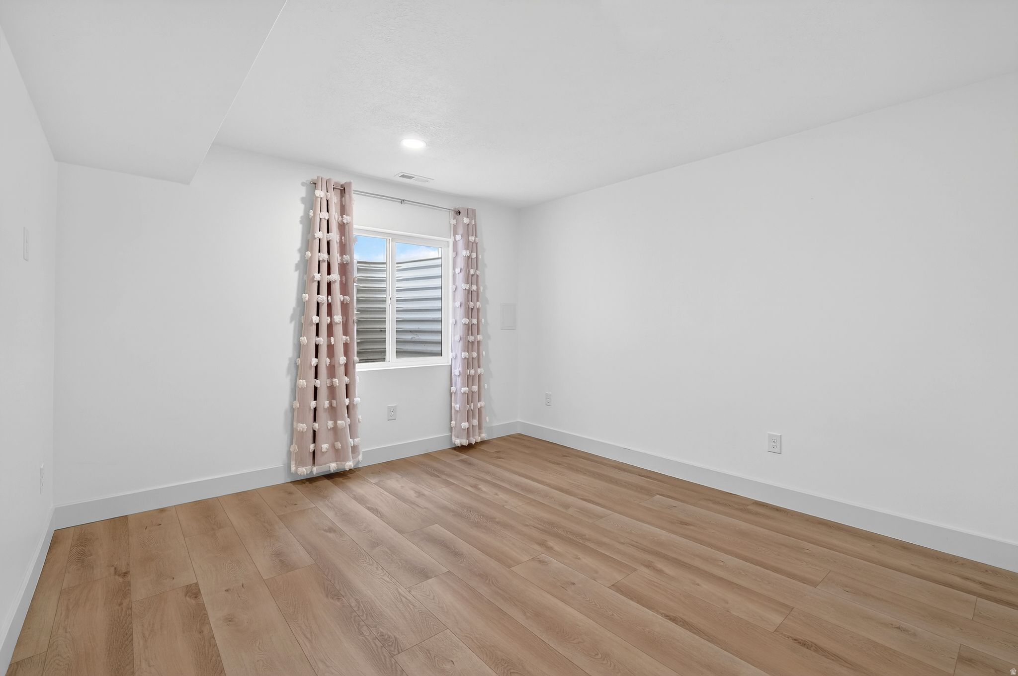 MOUNTAIN RIDGE - Residential