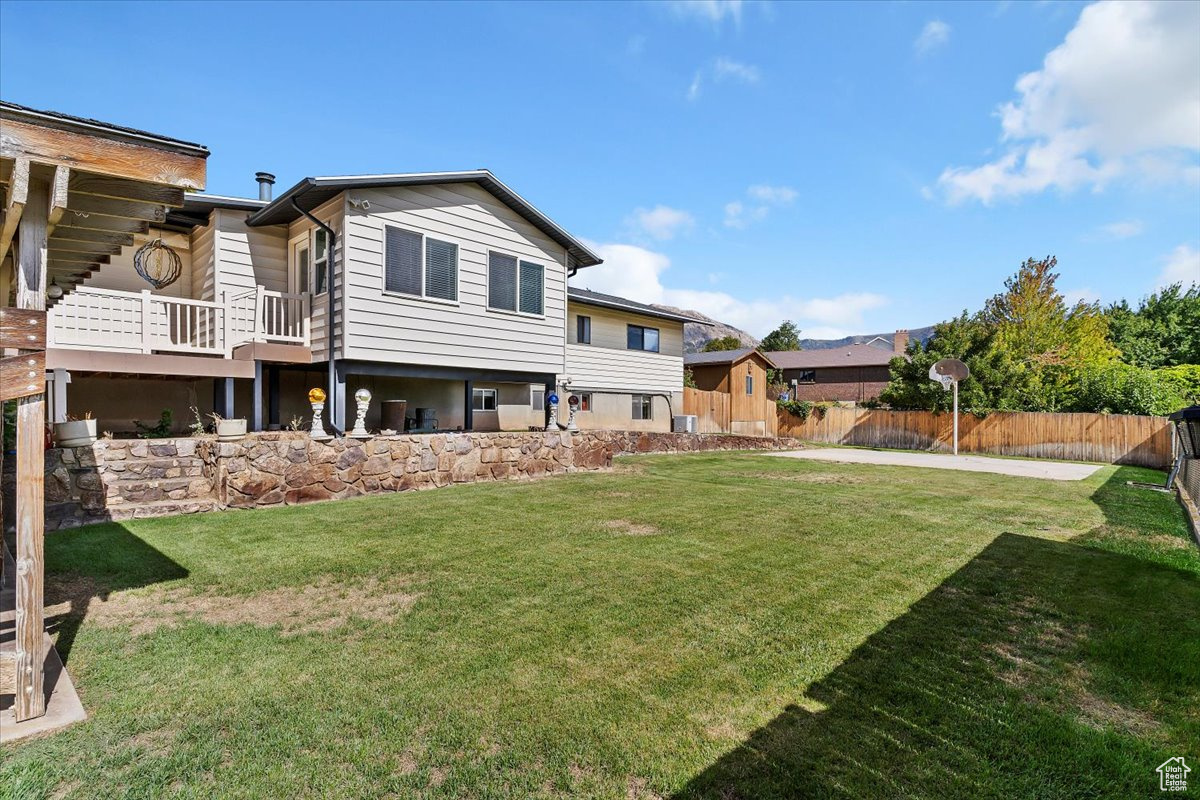 HEARTHSTONE VILLAS - Residential