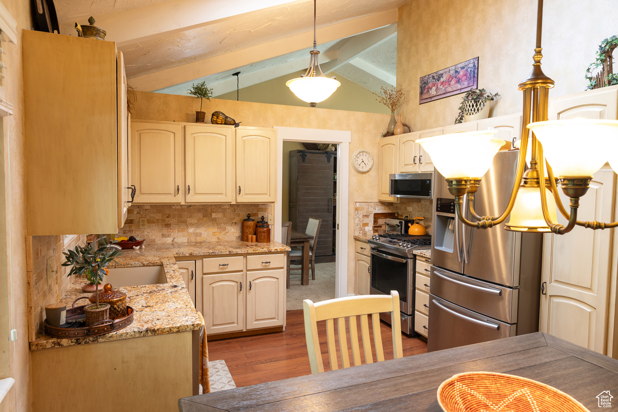 GRANITE CREST - Residential