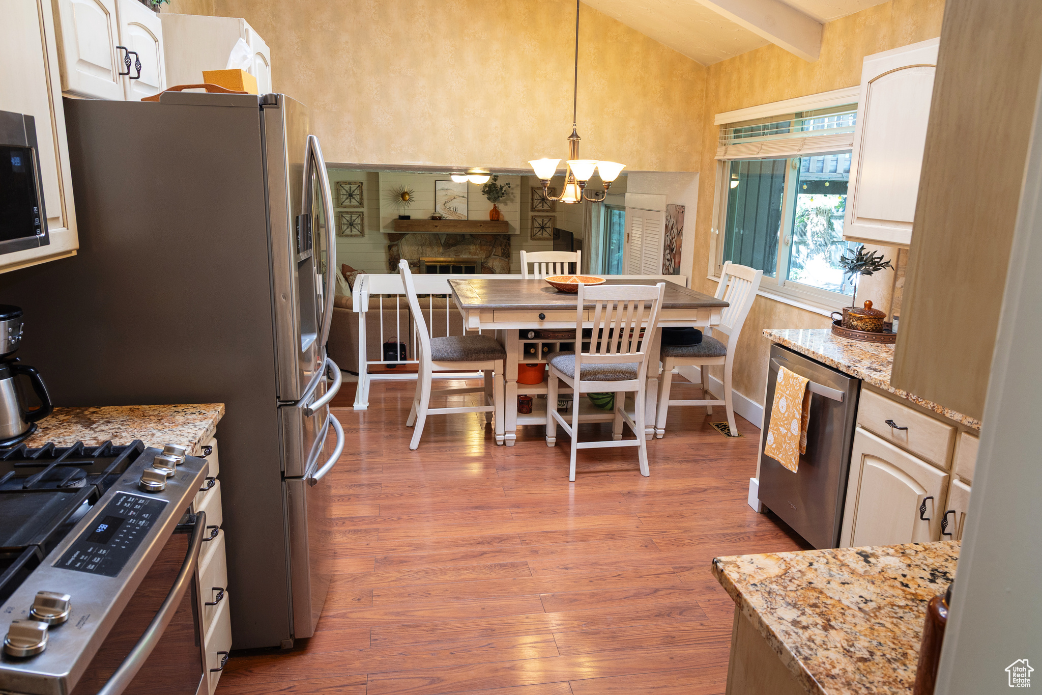 GRANITE CREST - Residential