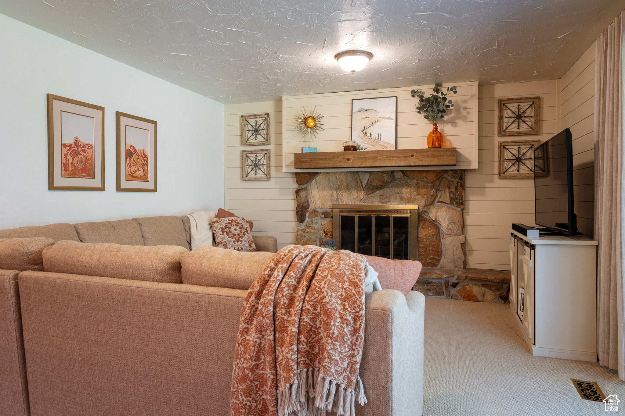 GRANITE CREST - Residential