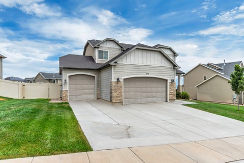 Tiny photo for 172 W STILLWATER DR, Saratoga Springs, UT 84045 (MLS # 2173291)